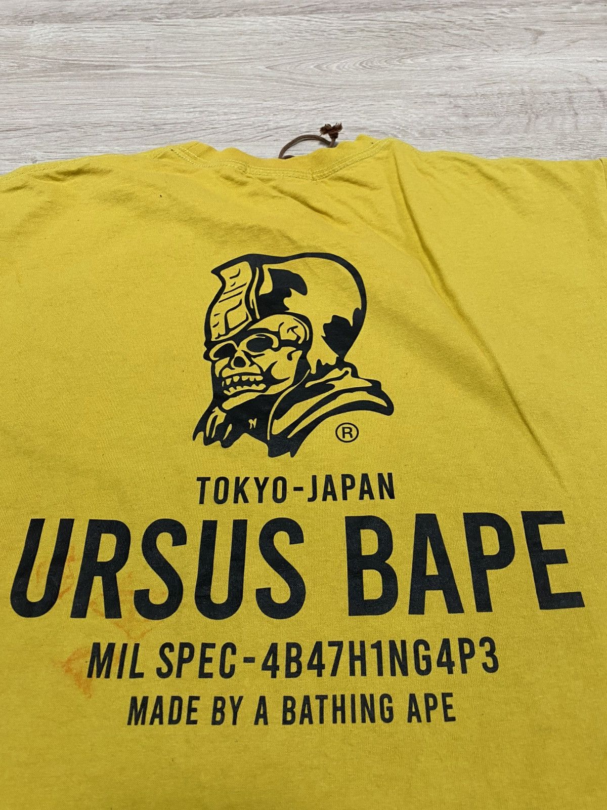 Bape BAPE BIG LOGO URSUS T-shirt size M Size US M / EU 48-50 / 2 - 8 Thumbnail