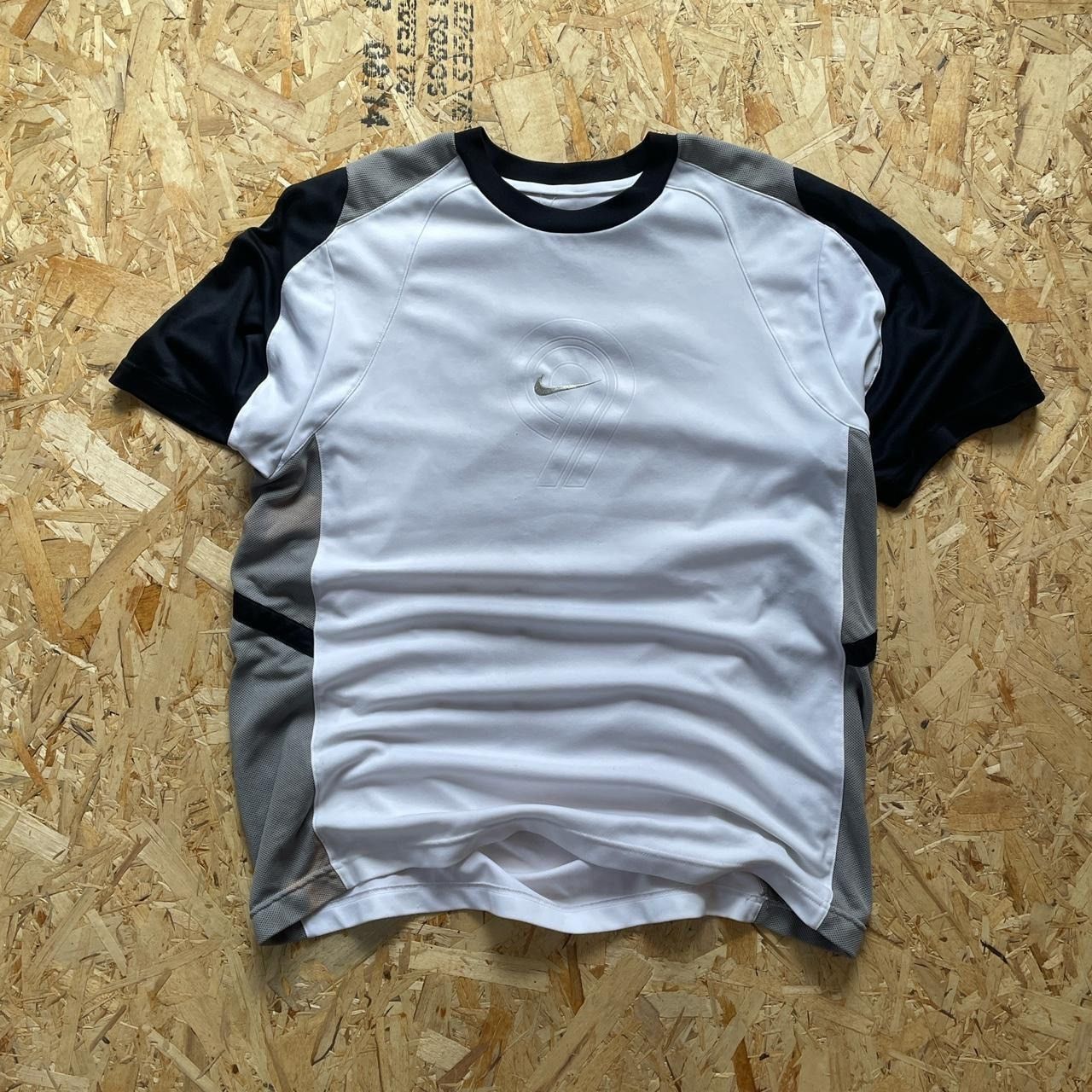 Nike × Vintage Vintage Early 2000s R9 Nike Shirt Size US L / EU 52-54 / 3 - 1 Thumbnail