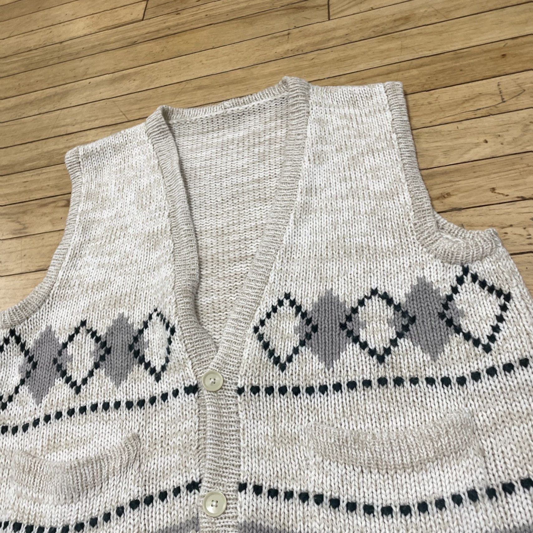 Vintage VINTAGE Cardigan Vest Men S Cream Tan Argyle Western Academic Old Money Soft Crop Preppy Shirt Size US S / EU 44-46 / 1 - 5 Thumbnail