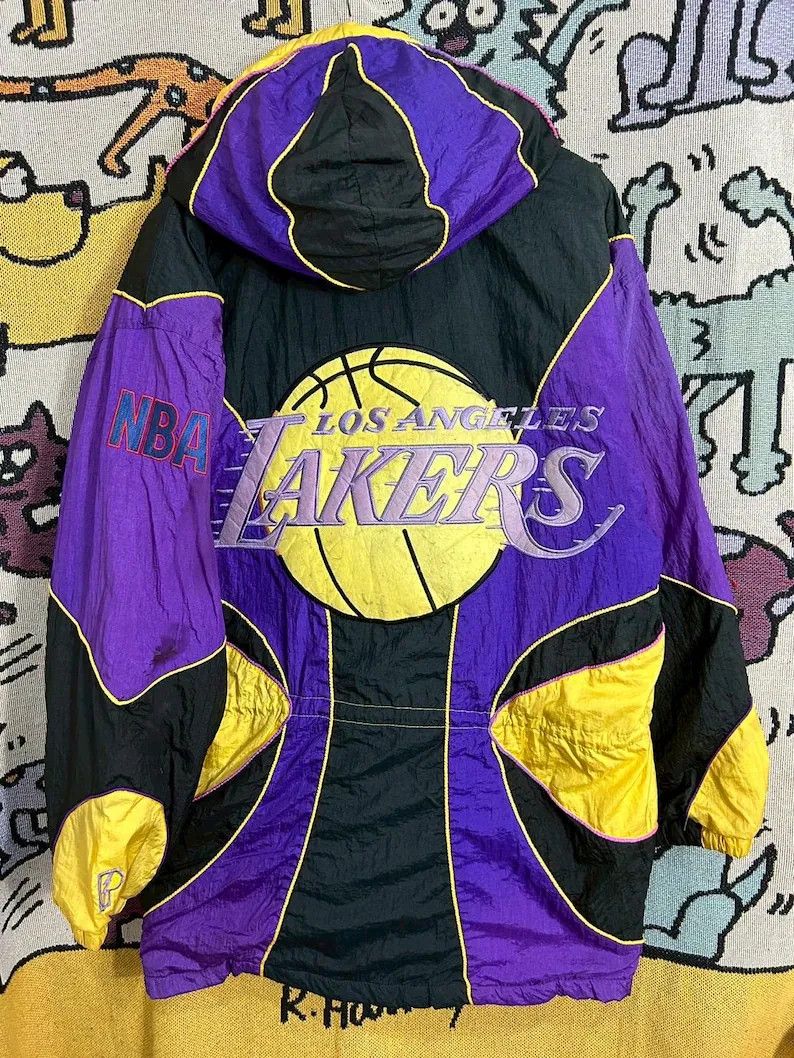 NBA Vintage 90s Los Angeles Lakers Jacket size L Size US L / EU 52-54 / 3 - 1 Thumbnail