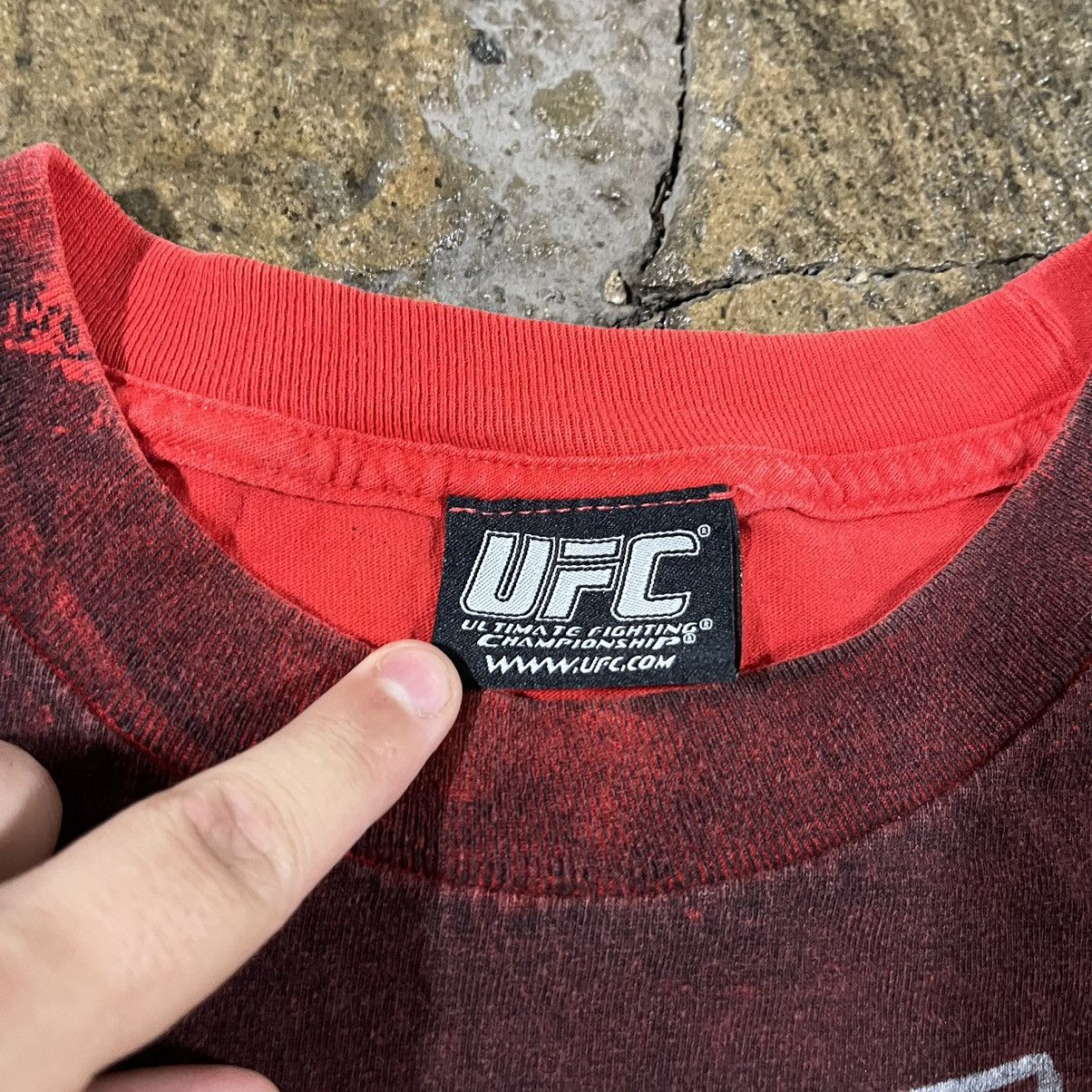 Tapout × UFC × Vintage Crazy Vintage Y2K UFC Grunge Skater Goth Opium Tee Shirt Size US XXL / EU 58 / 5 - 4 Thumbnail