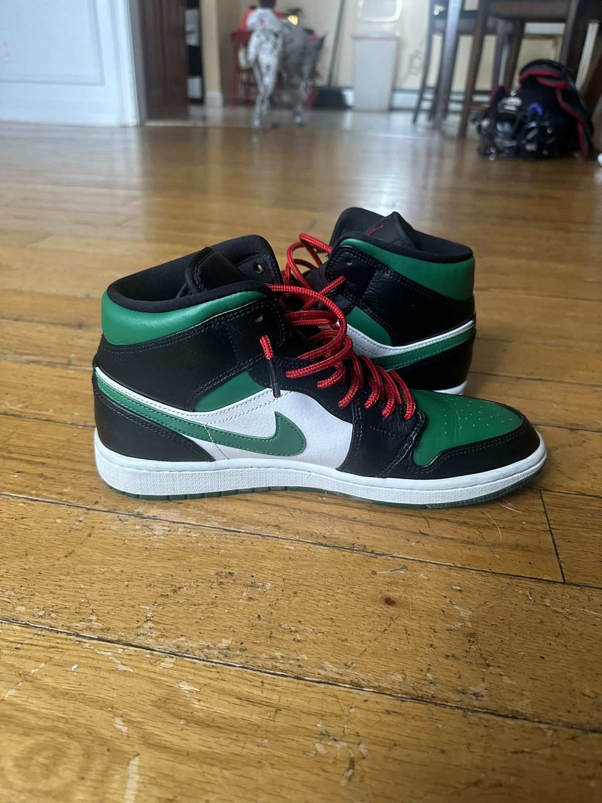 Jordan Brand Jordan 1 pine green mid Size US 8 / EU 41 - 3 Thumbnail