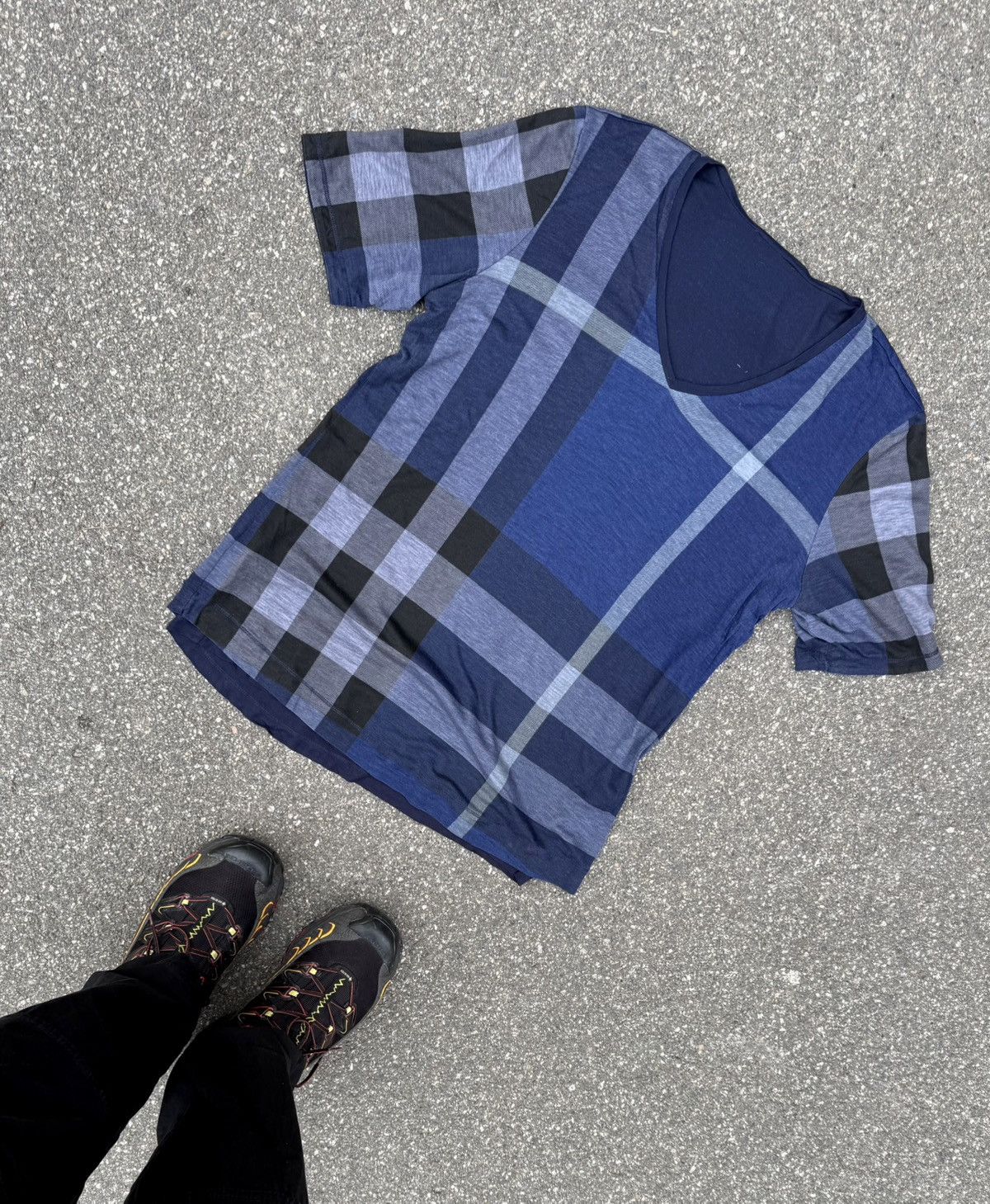 Burberry Burberry Brit Reversible Plaid Print Rare T-shirt Tee Size L / US 10 / IT 46 - 1 Thumbnail
