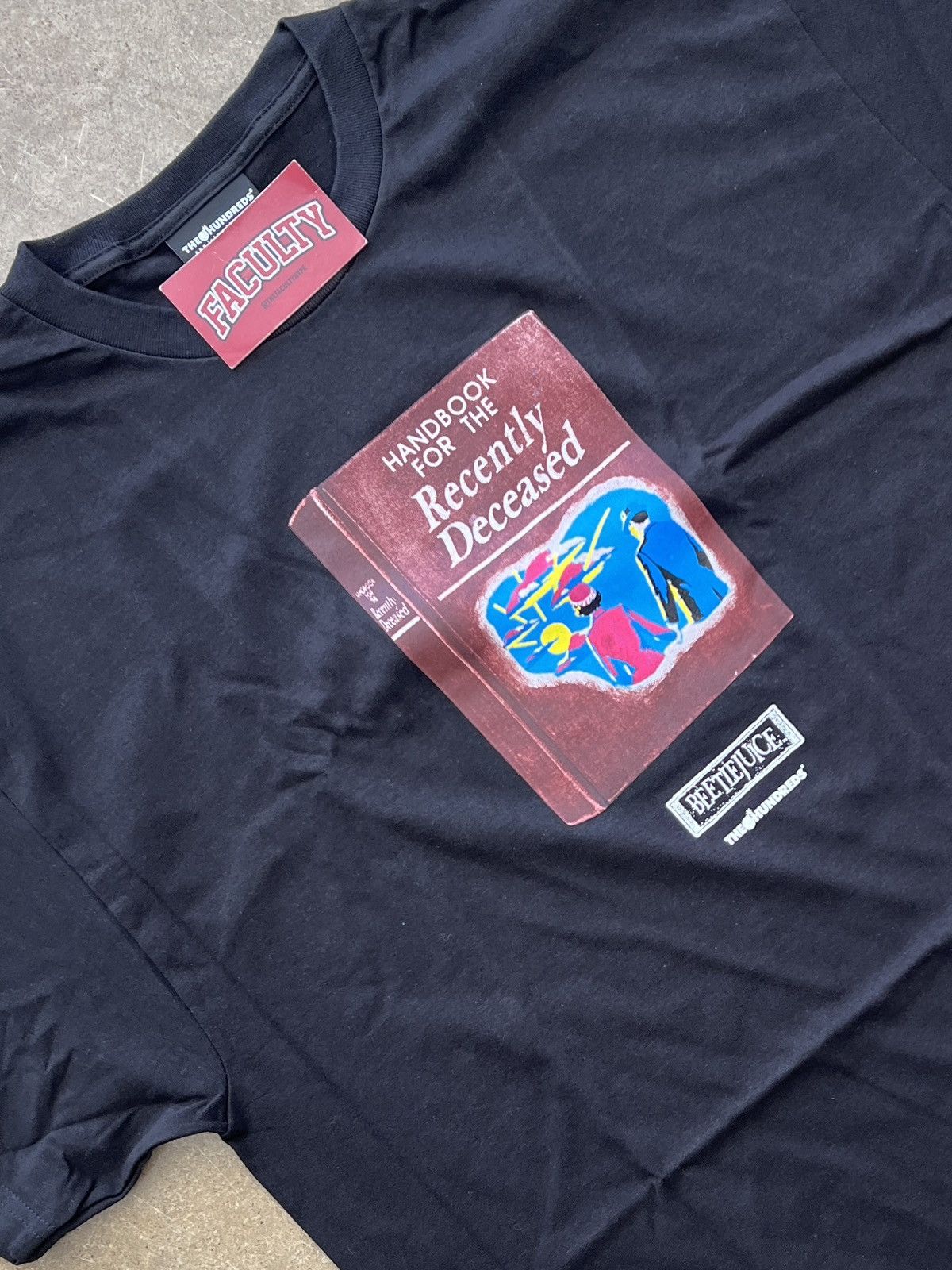 The Hundreds The Hundreds Beetlejuice Handbook Tee Large Size US L / EU 52-54 / 3 - 1 Thumbnail
