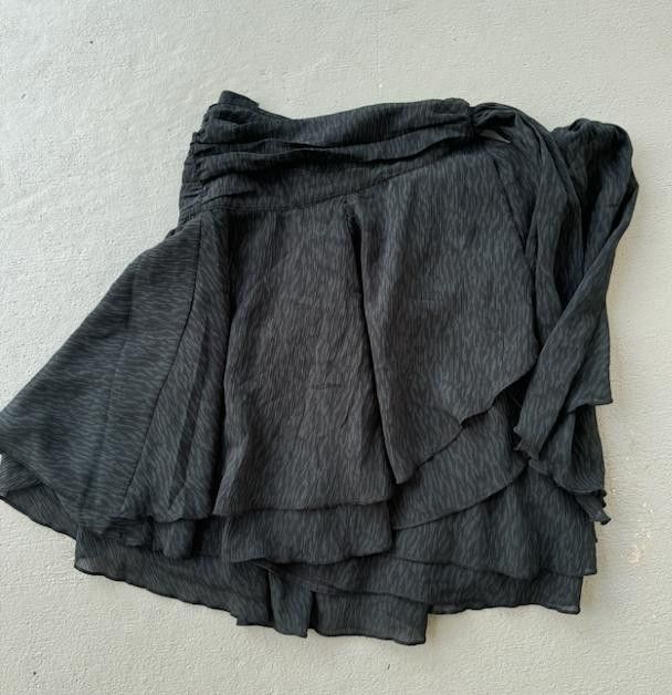 Designer aerie wrap skirt small Size 28" / US 6 / IT 42 - 1 Thumbnail