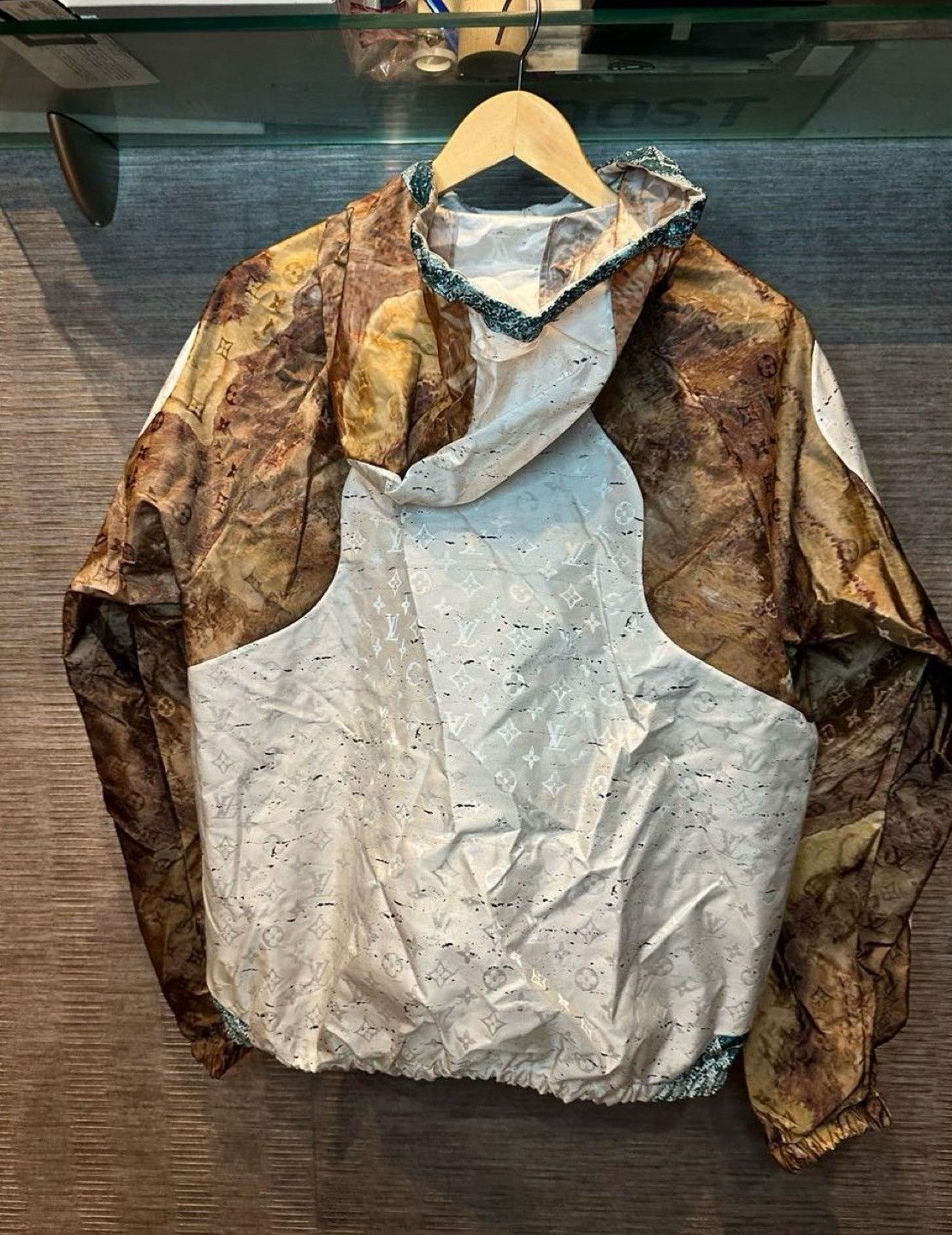Louis Vuitton Louis Vuitton Monogram Jacket Size US L / EU 52-54 / 3 - 3 Thumbnail