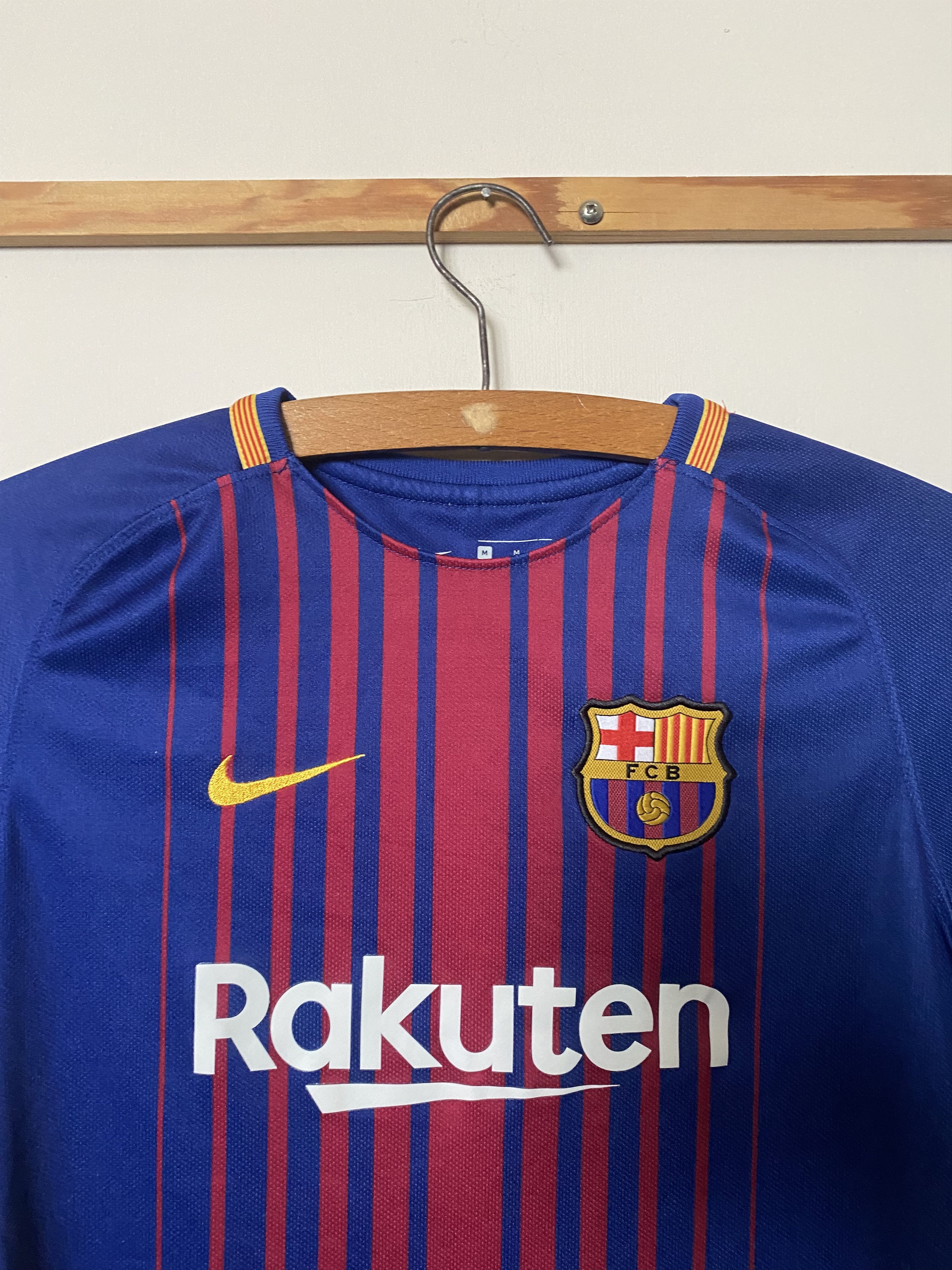 Nike FC BARCELONA #11 MAGNUS 2017 - 2018 Nike 137 - 147 - UNIQUE Size US XXS / EU 40 - 4 Thumbnail