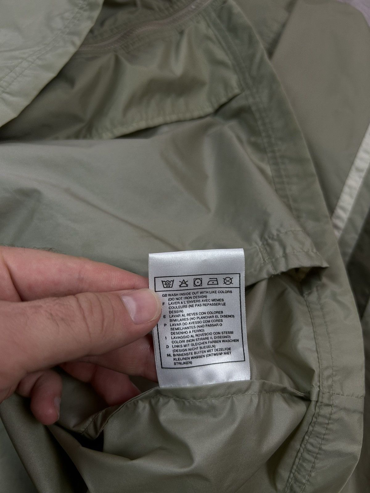 Nike × Vintage 90s Nike Swoosh Vintage Y2K Oversized Nylon Retro Jacket Size US L / EU 52-54 / 3 - 10 Thumbnail