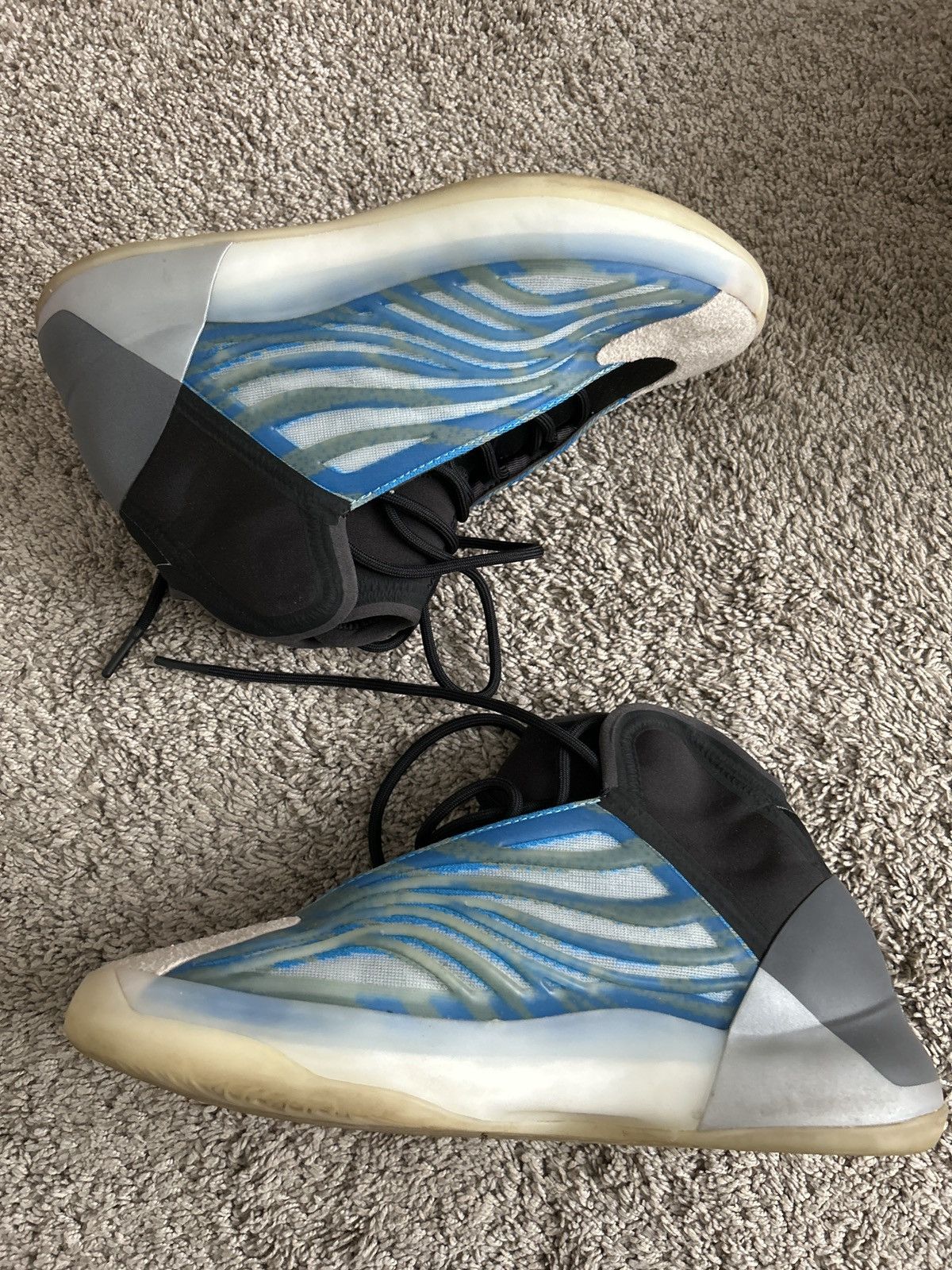 Yeezy YZY QNTM size 10 Size US 10 / EU 43 - 5 Thumbnail