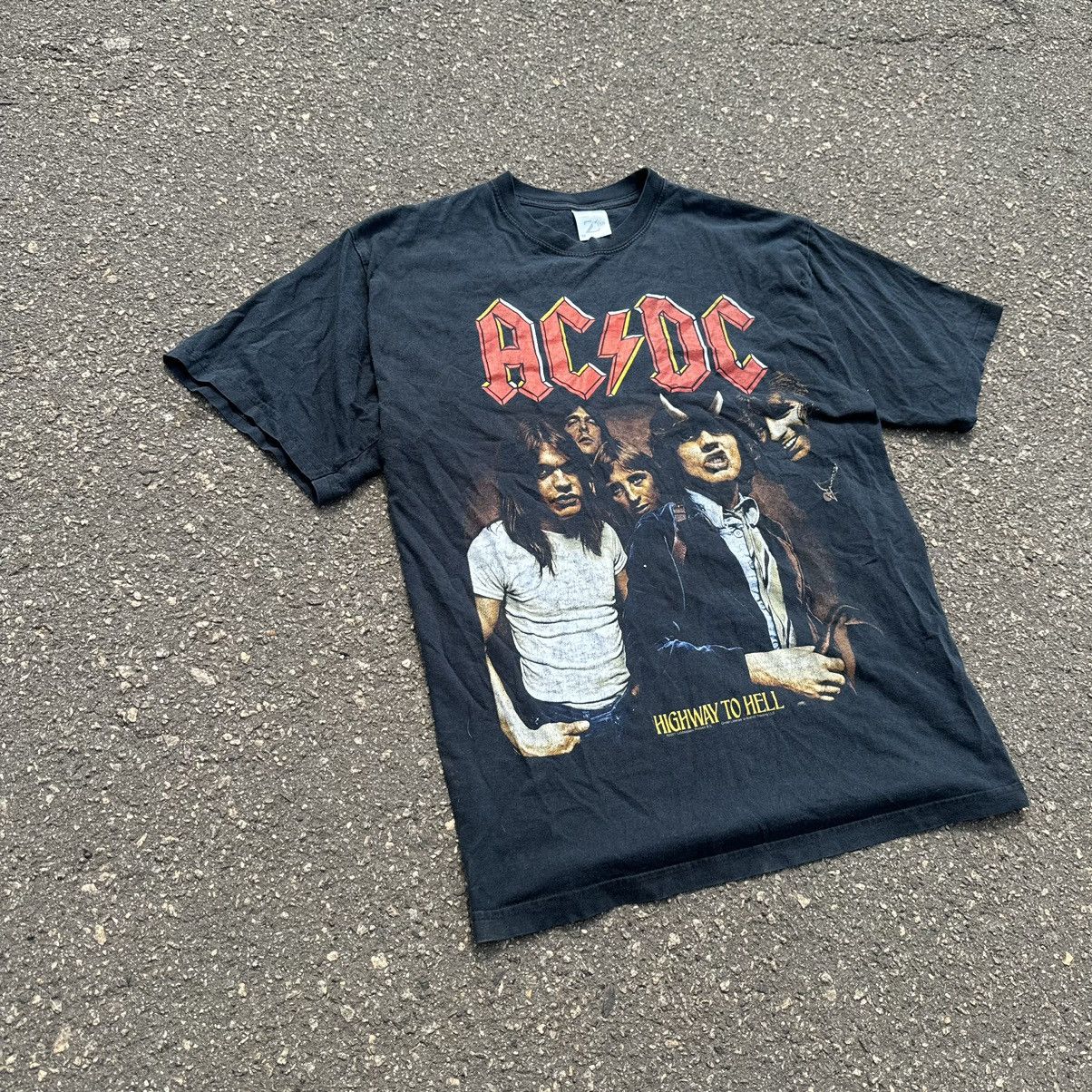 AC/DC × Vintage vintage 2001 ac dc t shirt rock band streetwear Size US M / EU 48-50 / 2 - 2 Thumbnail