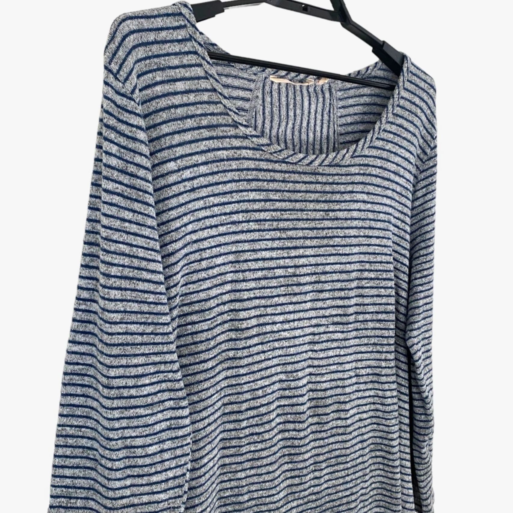 Soft Surroundings Soft Surroundings Tunic Shirt Gray Blue 1X Women Scoop-Neck 3/4 Sleeves Striped All Seasons Casual Womens Size XL / US 12-14 / IT 48-50 - 4 Thumbnail