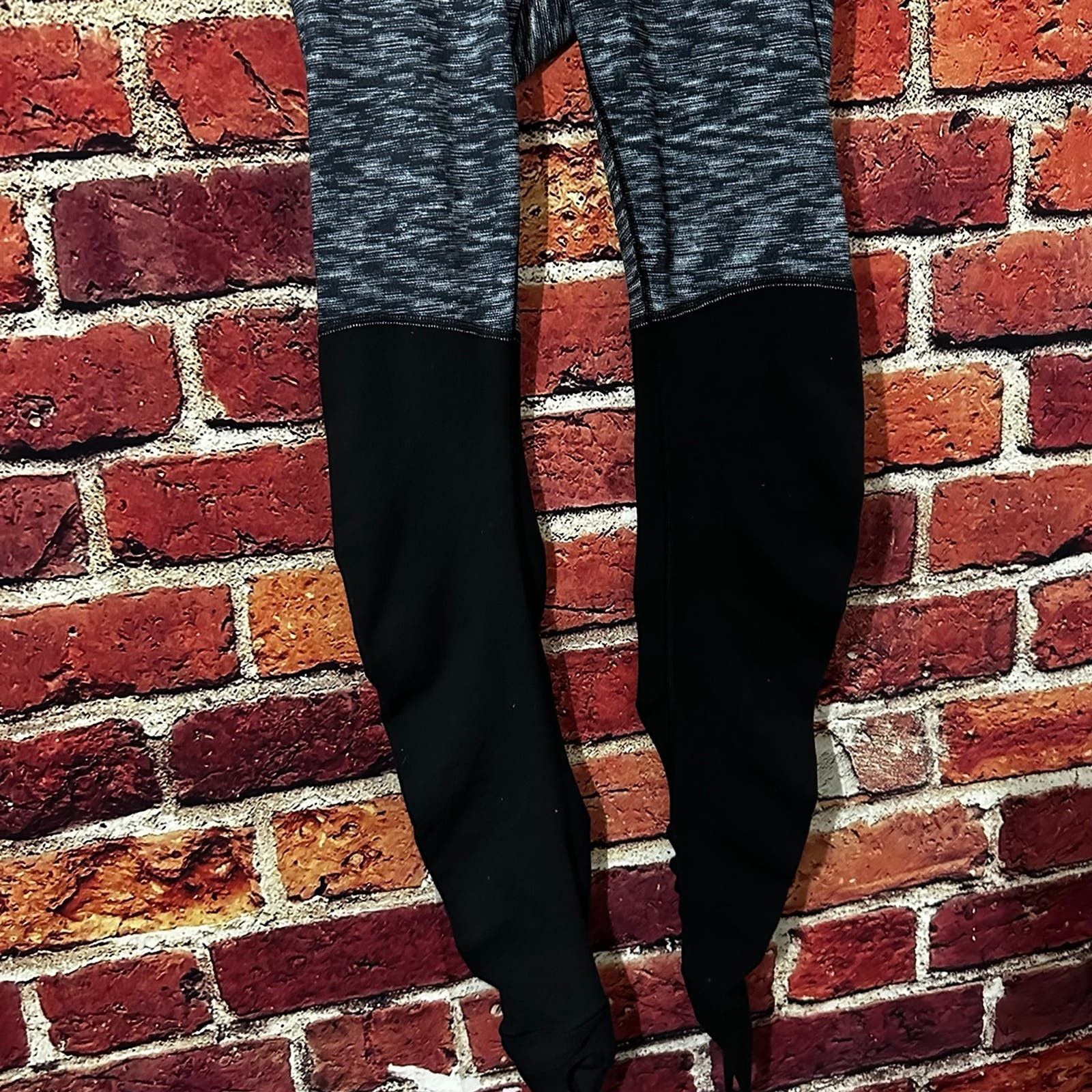 Lululemon Lululemon Wunder Under Stirrup Leggings Size 27" / US 4 / IT 40 - 3 Thumbnail
