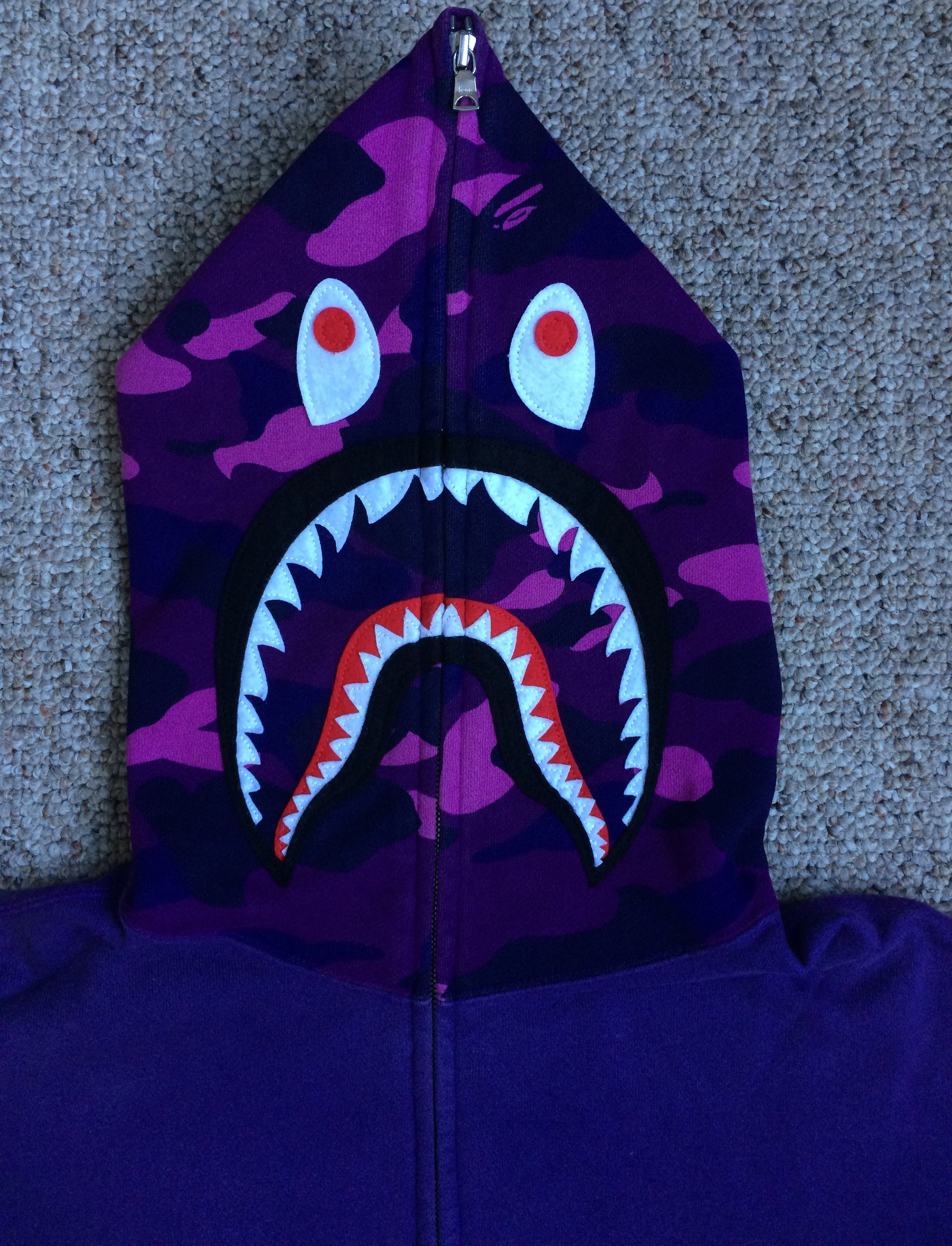 Bape S/S 2006 Bape Purple Camo Shark Hoodie Size US L / EU 52-54 / 3 - 2 Thumbnail