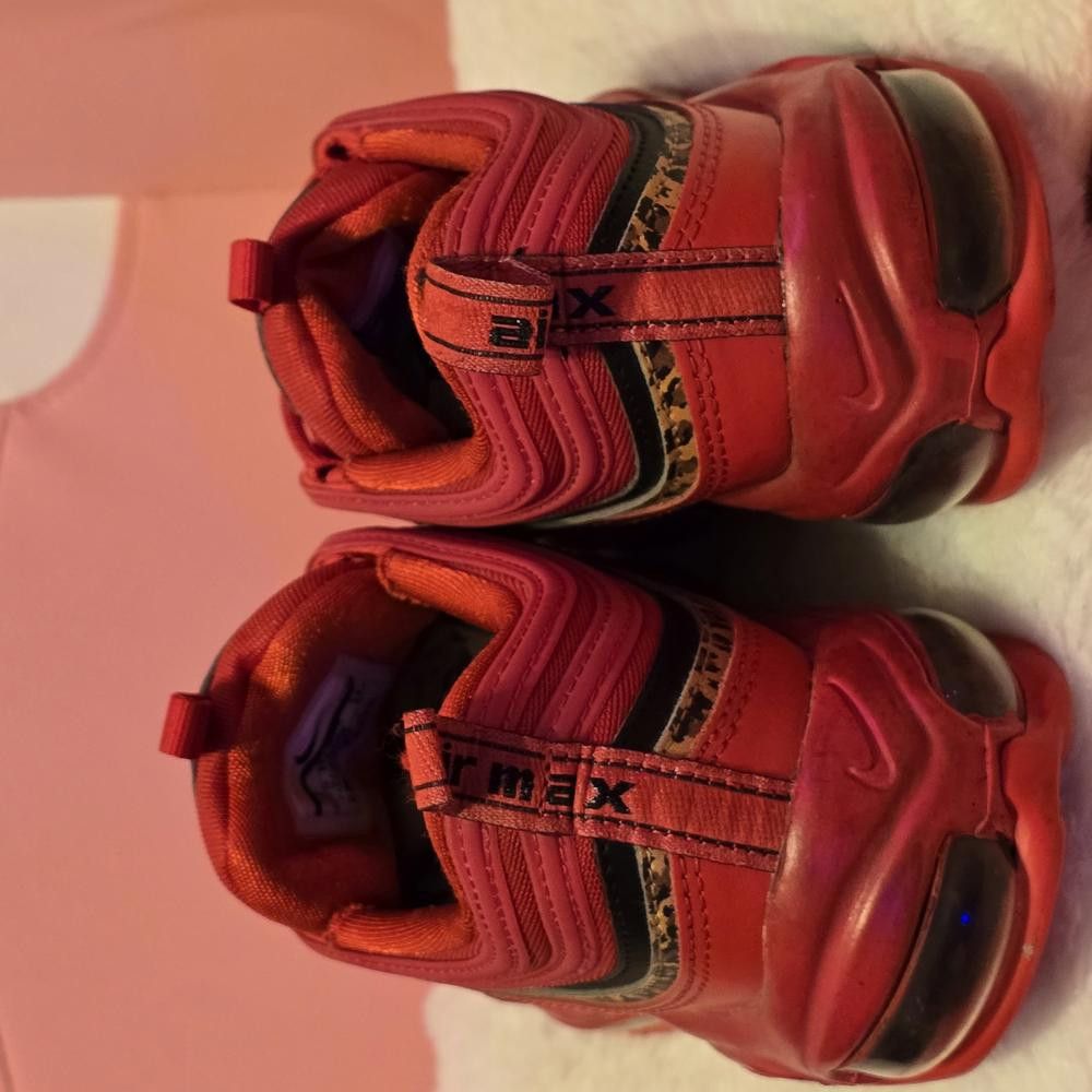 Nike Nike Women's Red Air Max 97 Shoes Size US 7 / IT 37 - 8 Thumbnail