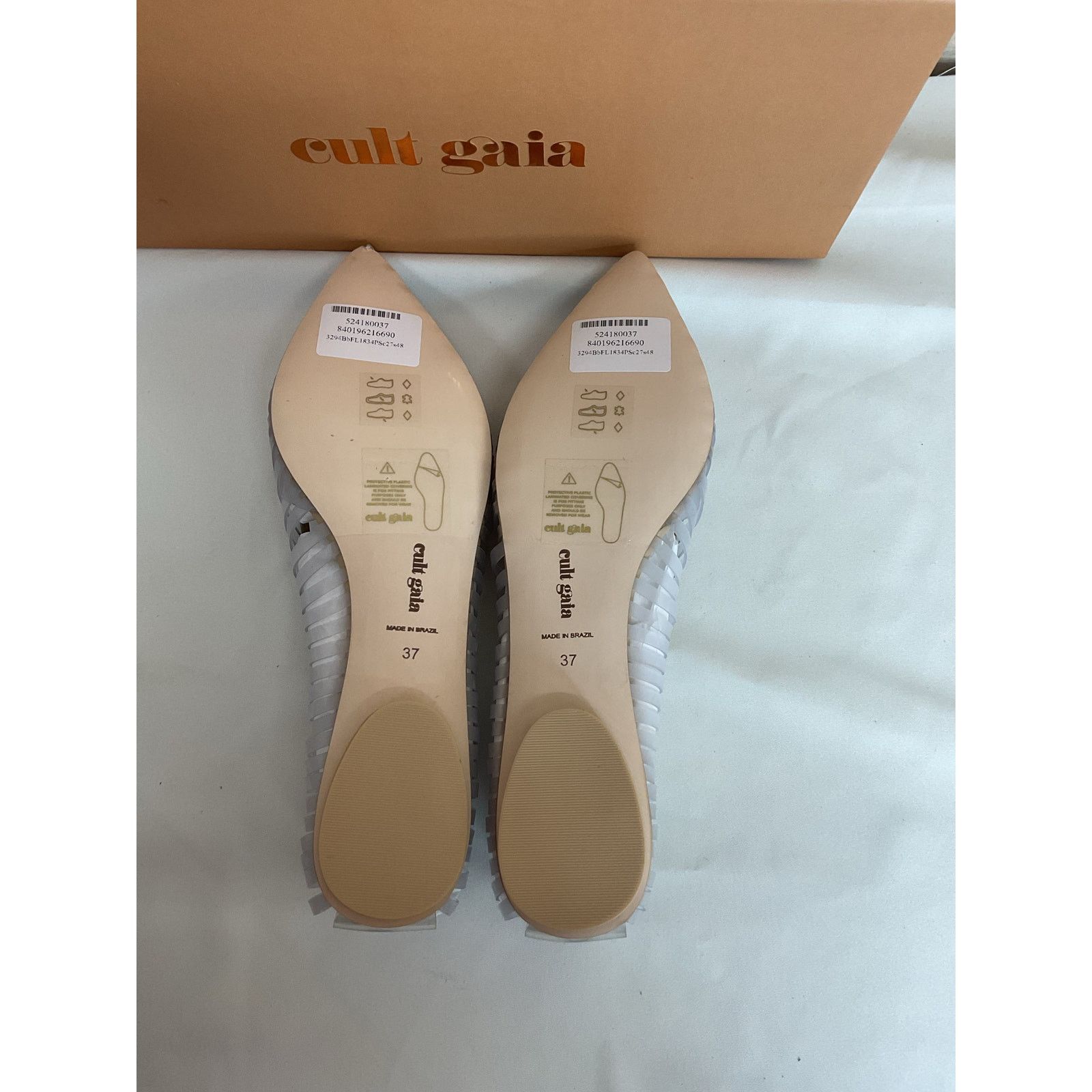 Cult Gaia CULT GAIA Clear Leena Flat Shoe Womens 7 EU 37 Pointed Toe Size US 7 / IT 37 - 4 Thumbnail