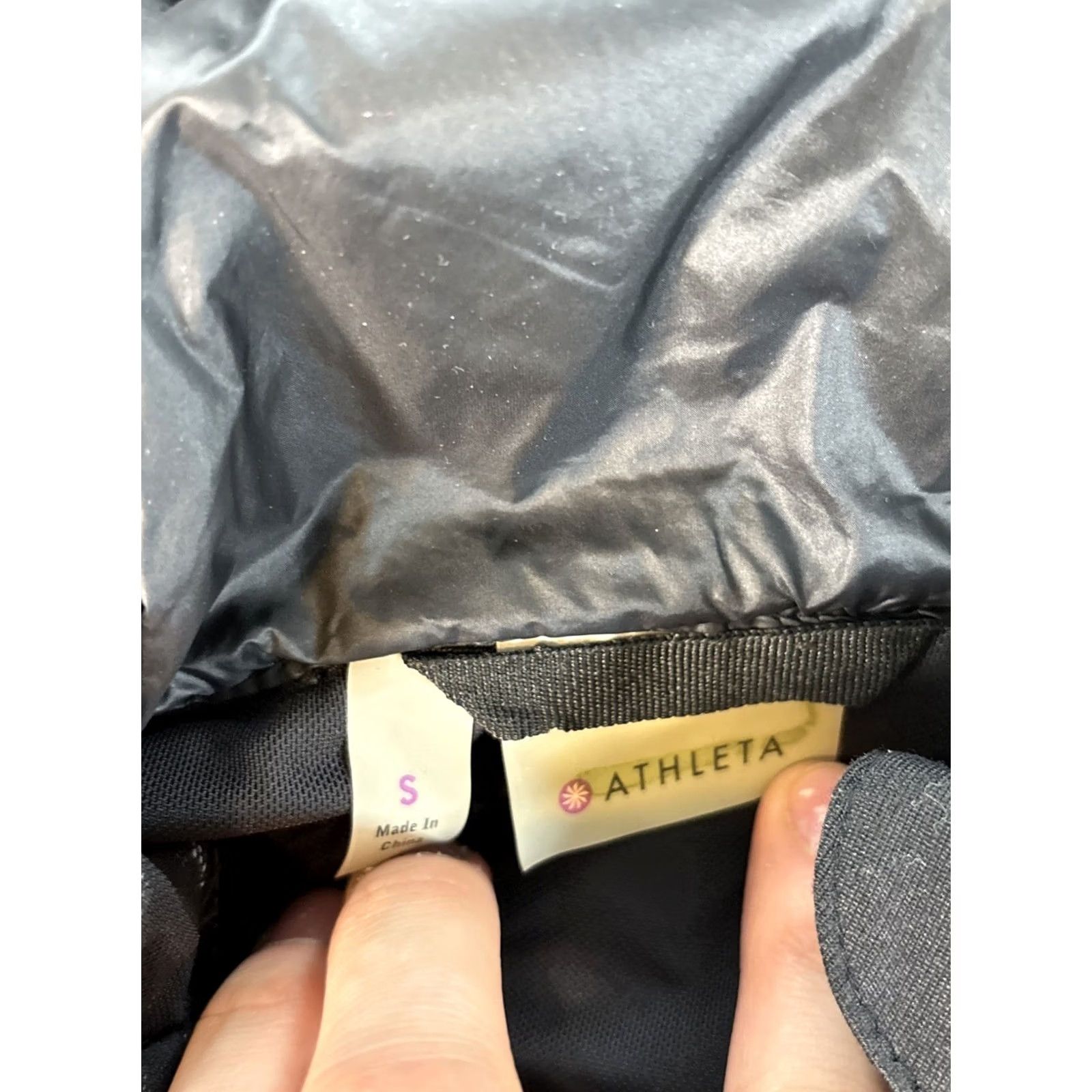 Athleta Athleta Puffer Jacket Women’s S Small Rock Springs CYA Black Full Zip Jacket Size S / US 4 / IT 40 - 4 Thumbnail