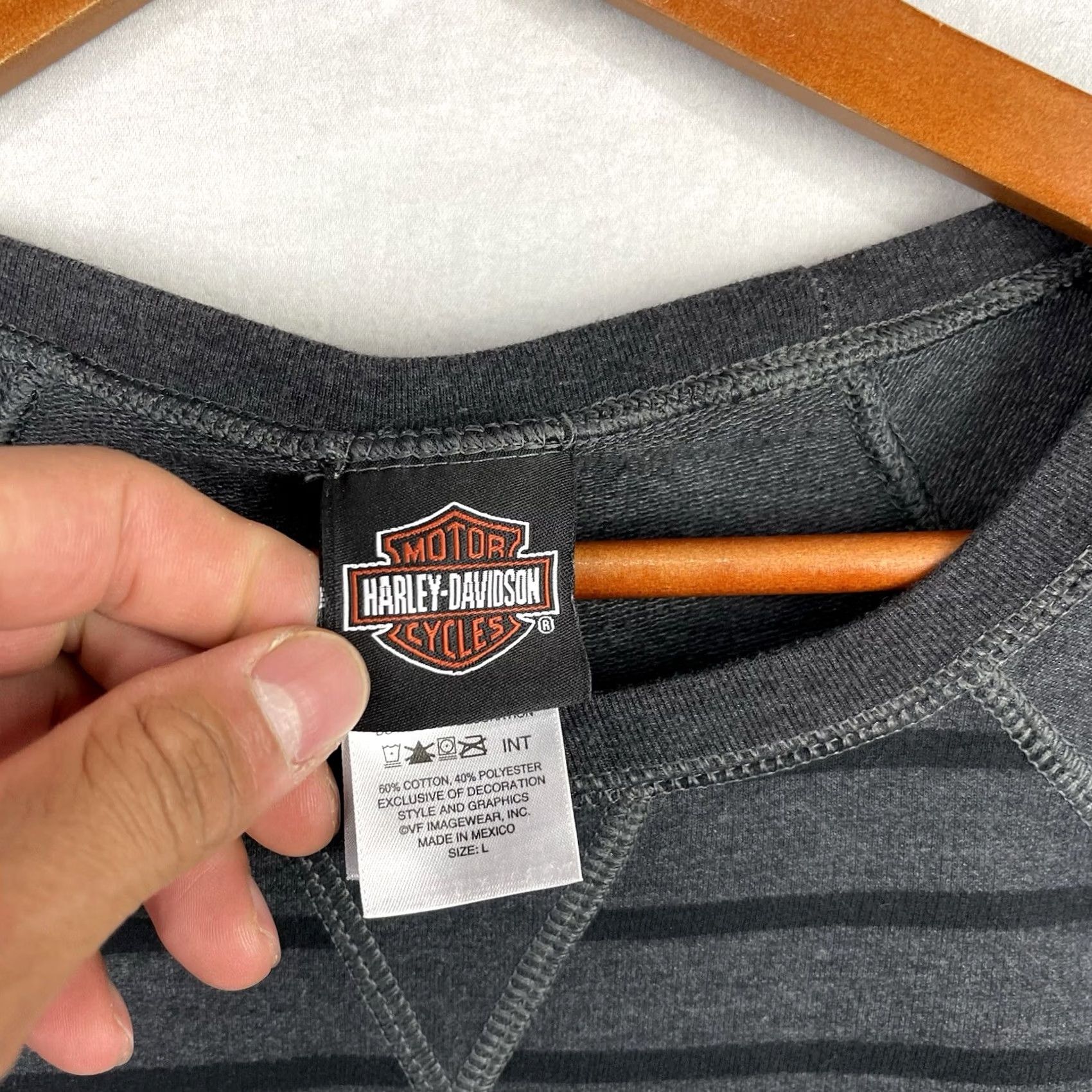 Harley Davidson Harley-Davidson Sweatshirt Women Large Pullover Crew Neck Striped Gray Cotton Blend Fleece Biker/Sweater Size L / US 10 / IT 46 - 5 Thumbnail
