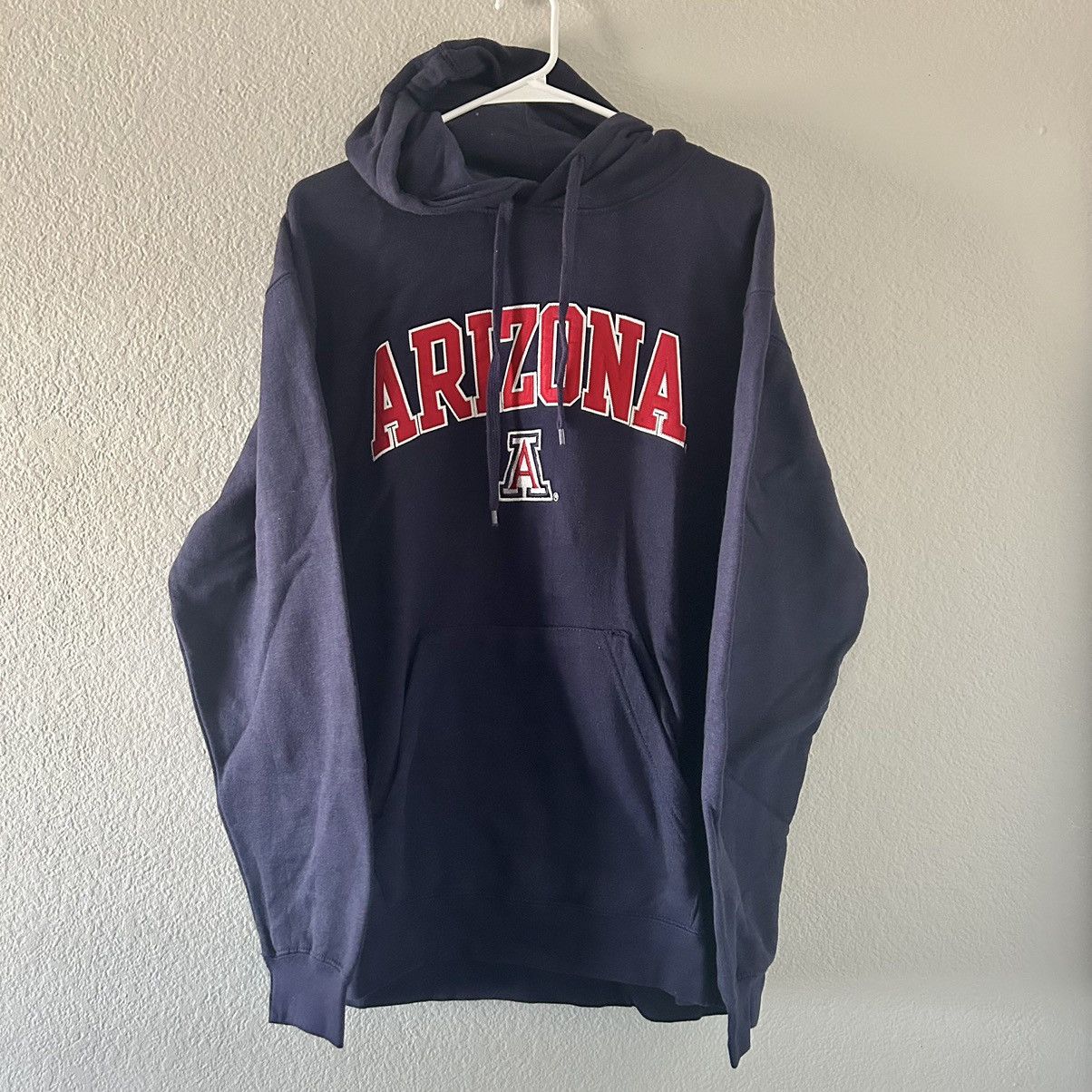Vintage Vintage Embroidered Arizona Wildcats Hoodie Men’s Medium Size US M / EU 48-50 / 2 - 1 Thumbnail