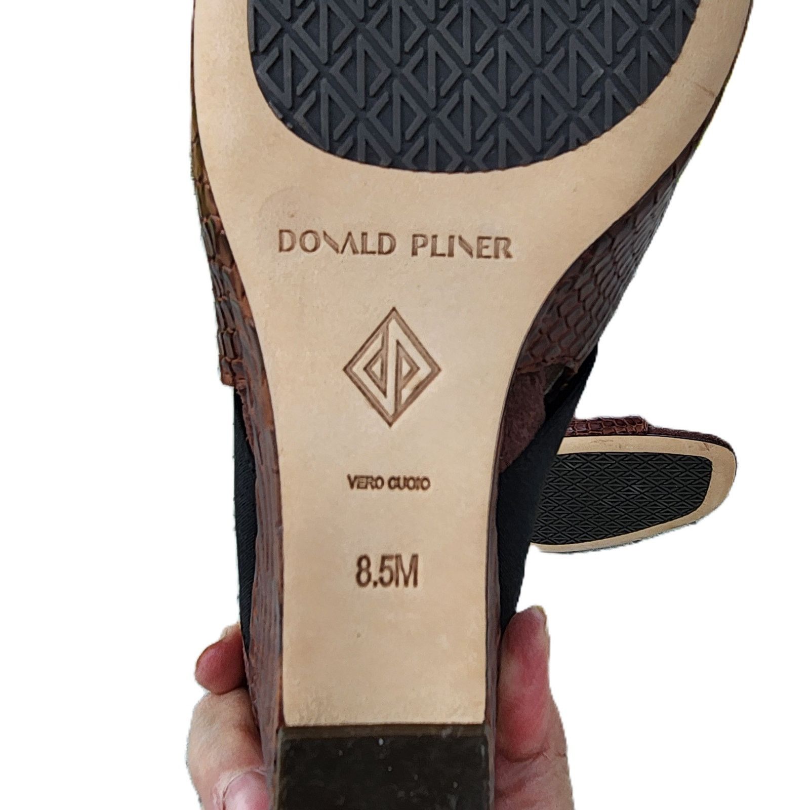 Donald Pliner Donald Pliner Lizzy Snake Embossed Leather Wedge Sandals Size US 8.5 / IT 38.5 - 8 Thumbnail