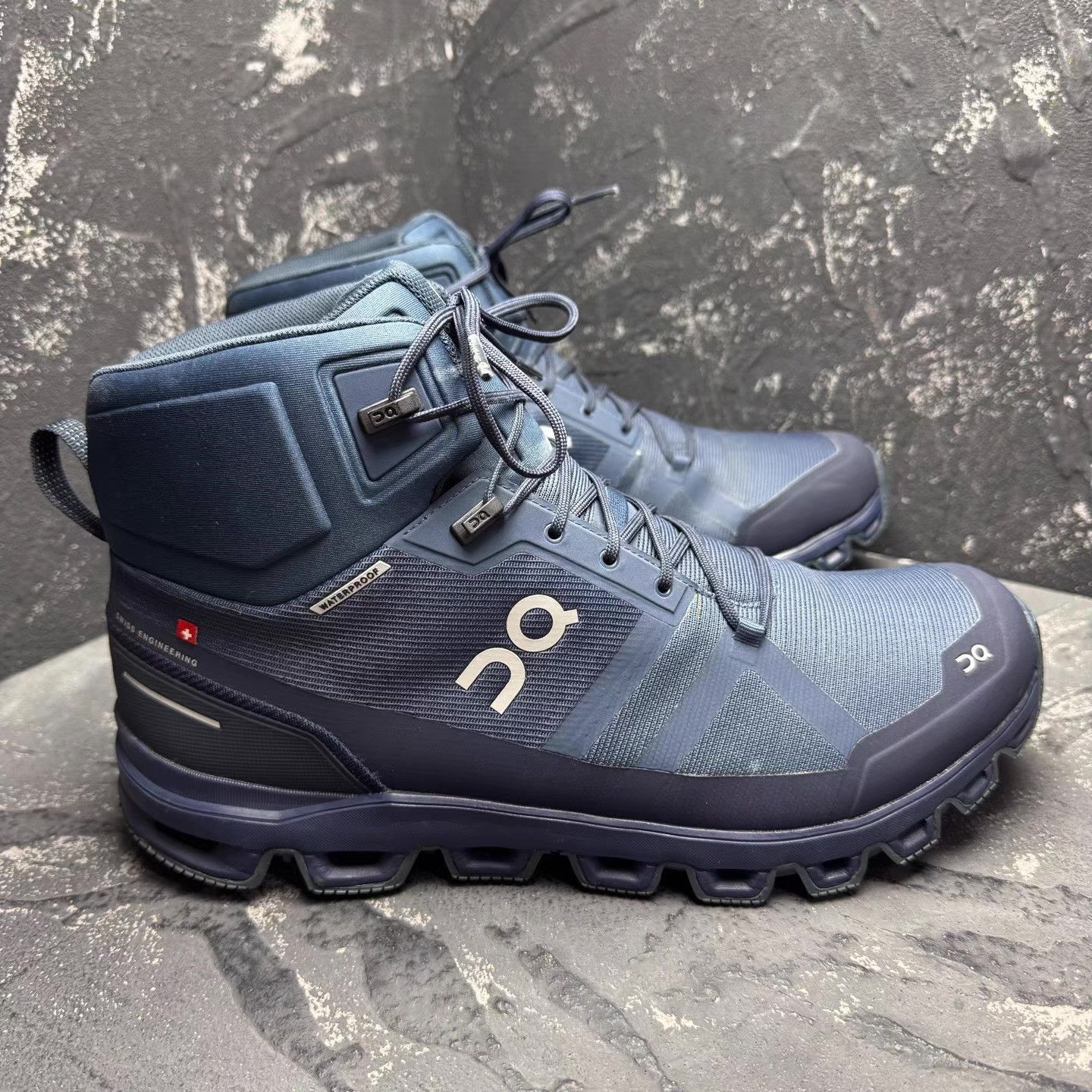On OnRunningLightweight High-Top Running Shoes, Navy Blue Q10 Size US 11 / EU 44 - 5 Thumbnail