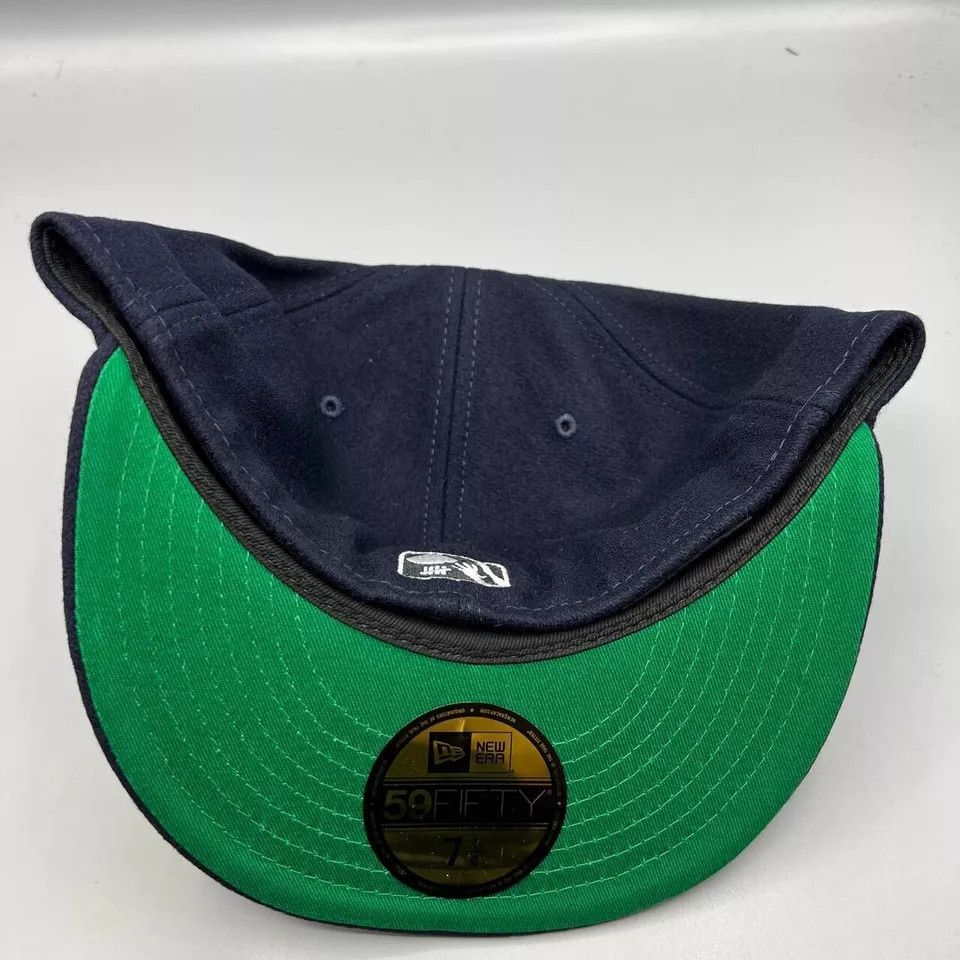 New Era Undefeated Hat Men 7 1/4 59Fifty New Era Fitted Wool Blend Size ONE SIZE - 4 Thumbnail
