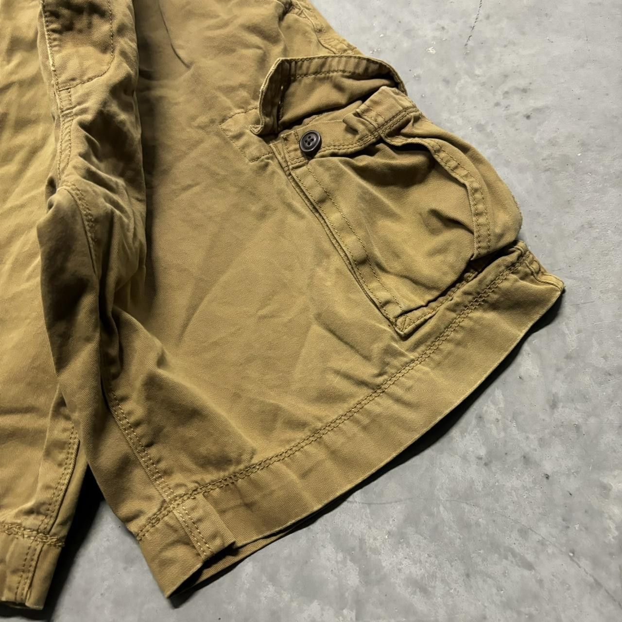 Japanese Brand × Vintage Crazy Vintage Y2K/2000s Baggy Khaki Skater Style Cargo Shorts! Size US 36 / EU 52 - 4 Thumbnail