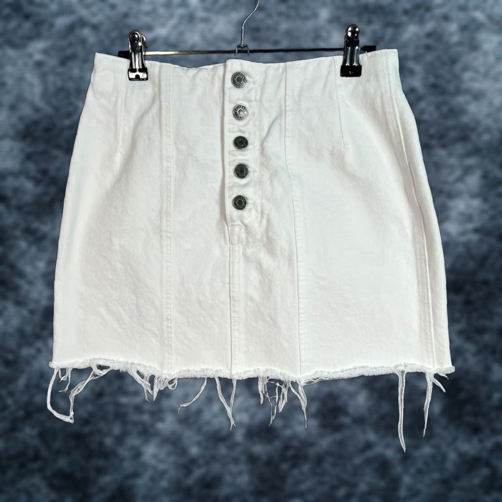 GRLFRND VINTAGE GRLFRND White Denim Skirt Mini Button Front Size 26 Womens Size 26" / US 2 / IT 38 - 1 Thumbnail