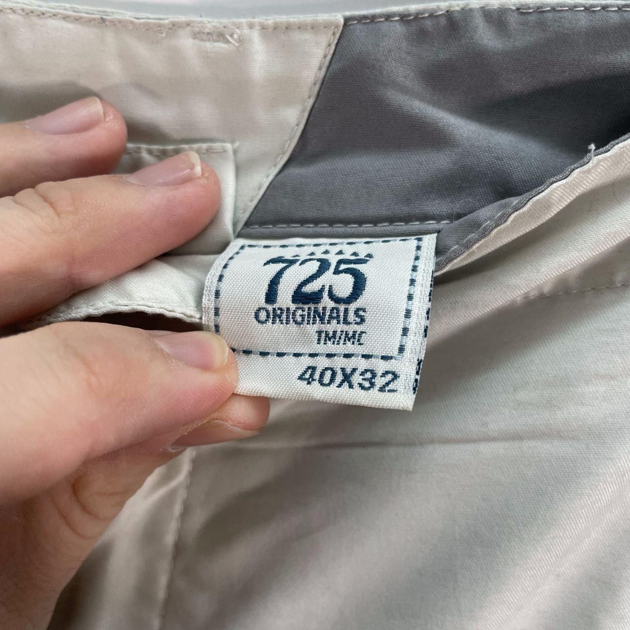 Other 725 Originals Cargo Shorts Size US 40 / EU 56 - 2 Thumbnail