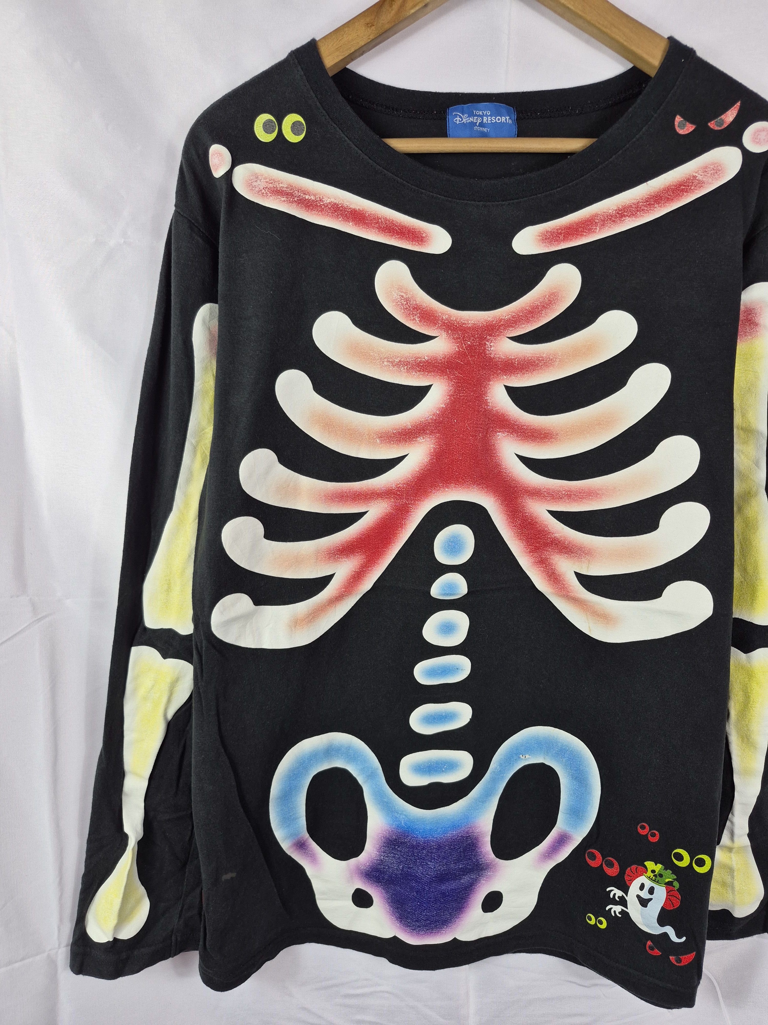 Disney 🔥 Disney Halloween Skulls Anatomy Tee Size US L / EU 52-54 / 3 - 4 Thumbnail