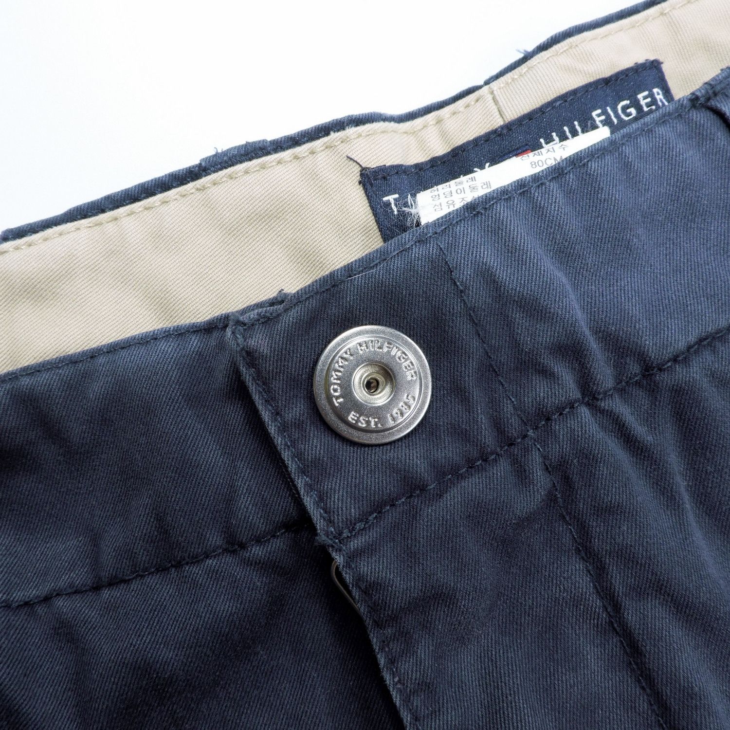 Tommy Hilfiger TOMMY HILFIGER CARGO SHORT PANTS Size US 32 / EU 48 - 8 Thumbnail