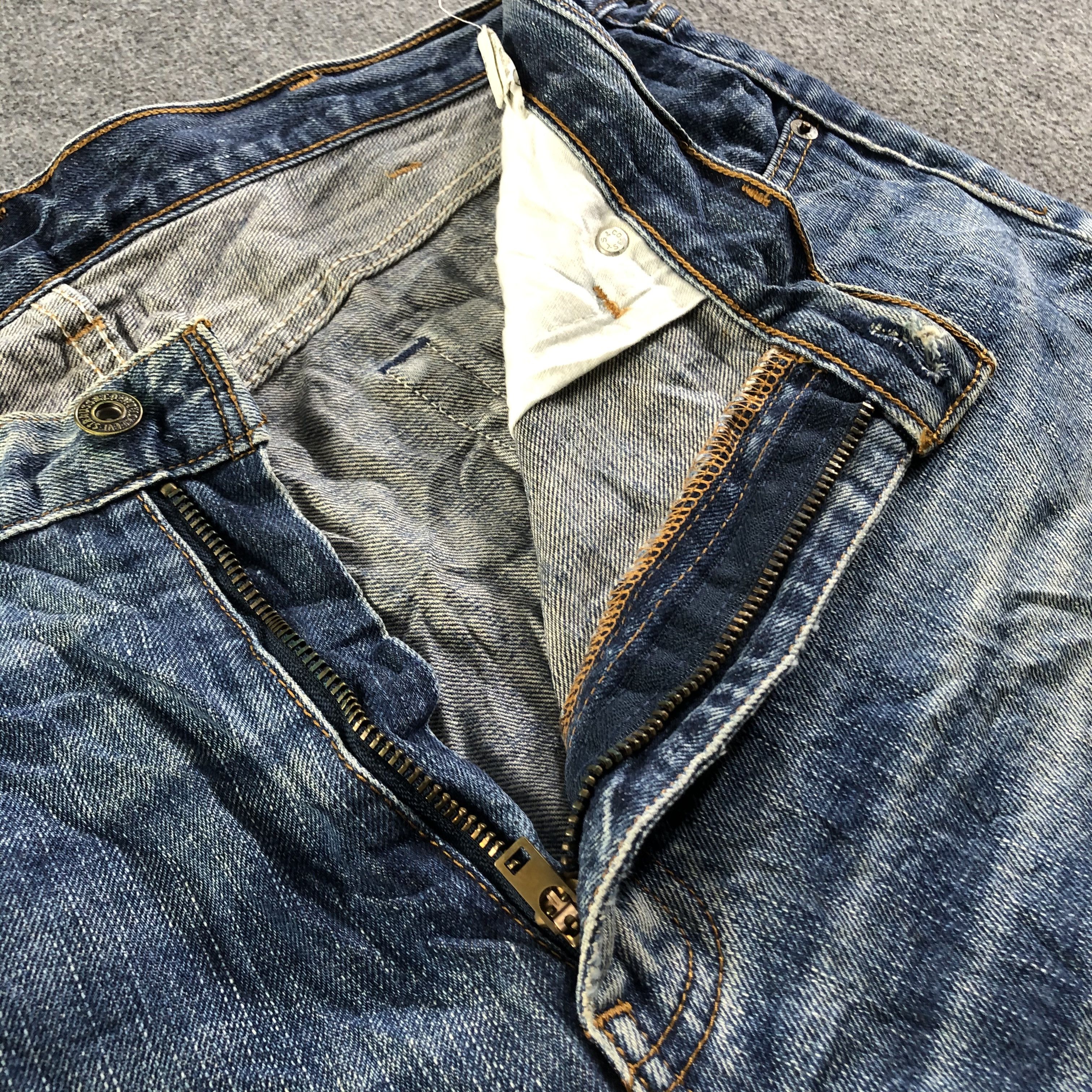 Levi's Vintage Blue Wash Levis 502 Jeans-J3563 Size US 39 - 10 Thumbnail