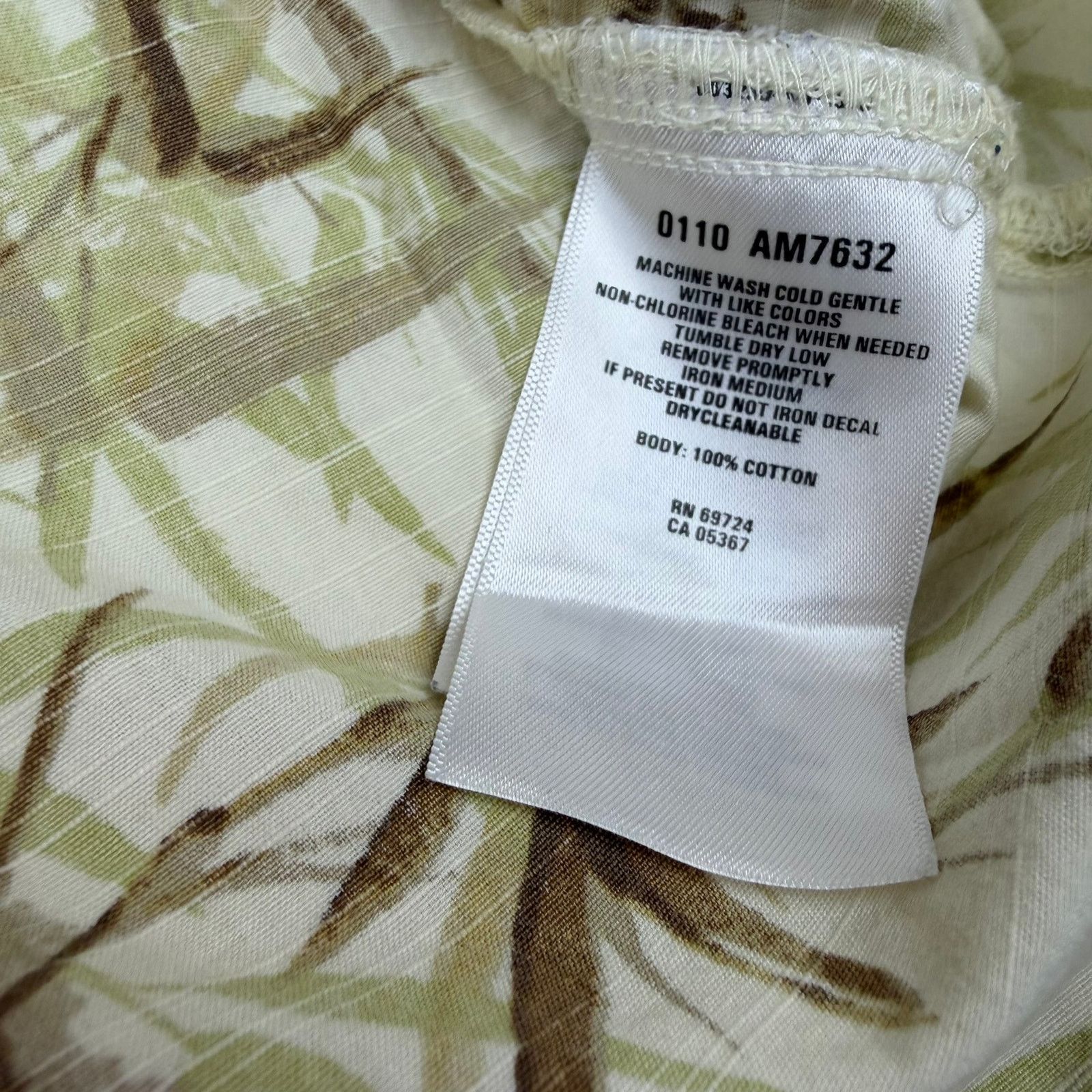 Columbia Columbia Bamboo Print Hawaiian Shirt - Size XL Size US XL / EU 56 / 4 - 7 Thumbnail