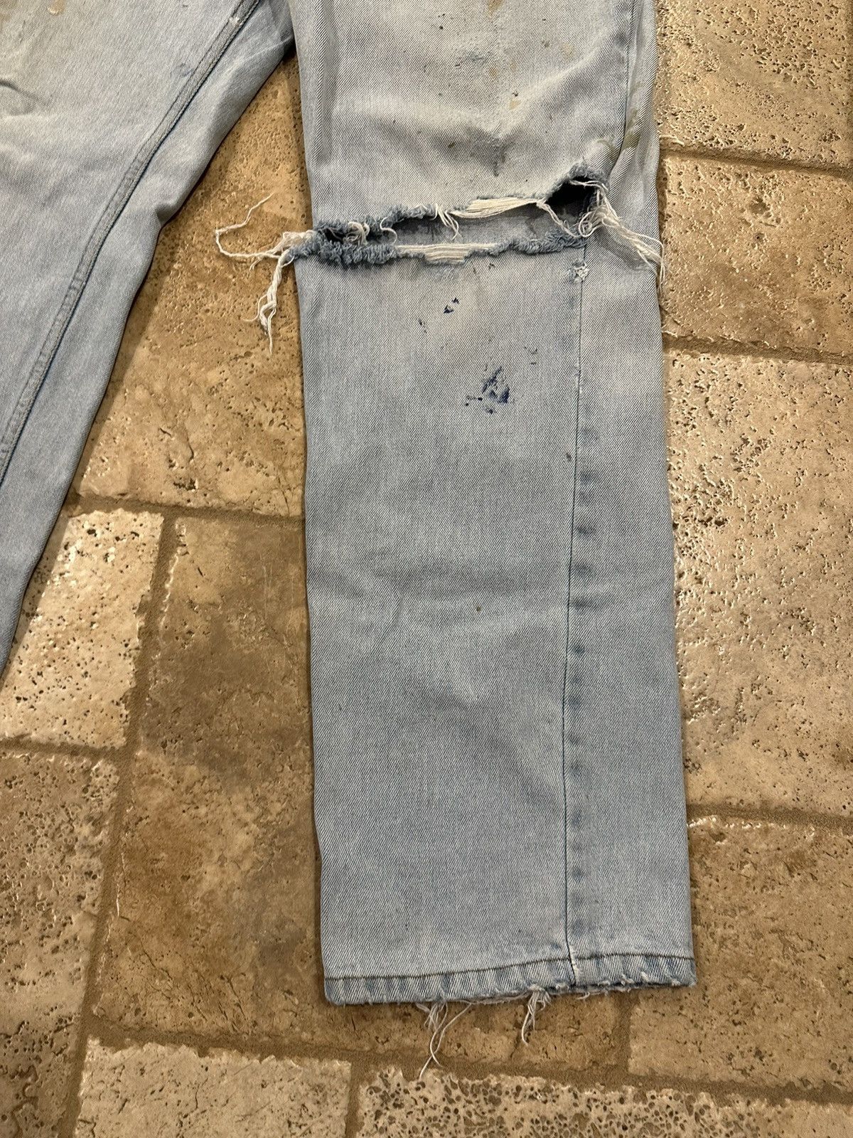 Vintage Vintage B.E. Blue Light Wash Distressed Trashed Denim Jeans Size US 36 / EU 52 - 6 Thumbnail
