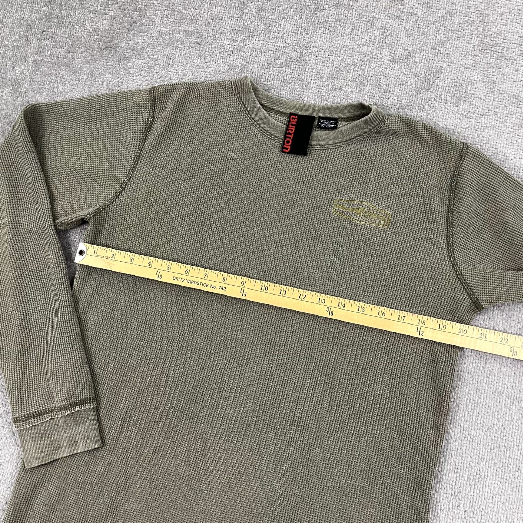 Burton Burton Shirt Medium Green Waffle Knit Thermal Crew Surf Skate Y2K Bud Light Mens Size US M / EU 48-50 / 2 - 7 Thumbnail