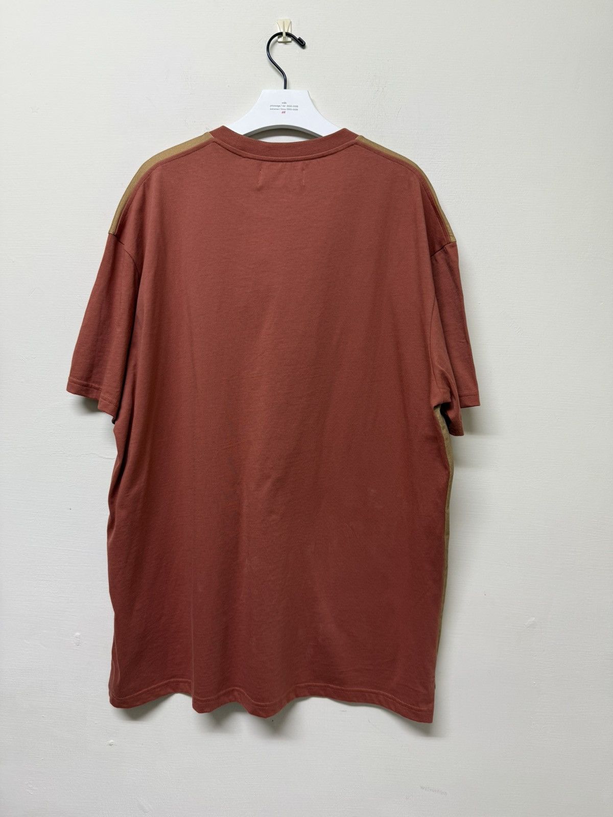 Vivienne Westwood Vivienne Westwood Tan Propaganda Oversized T-Shirt Size US M / EU 48-50 / 2 - 2 Thumbnail