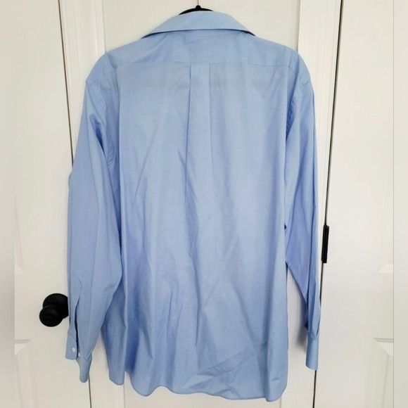 Van Heusen Poplin Lt Blue Collared Long Slv Button-Up Shirt 17.5/34-35 Size US XL / EU 56 / 4 - 4 Thumbnail