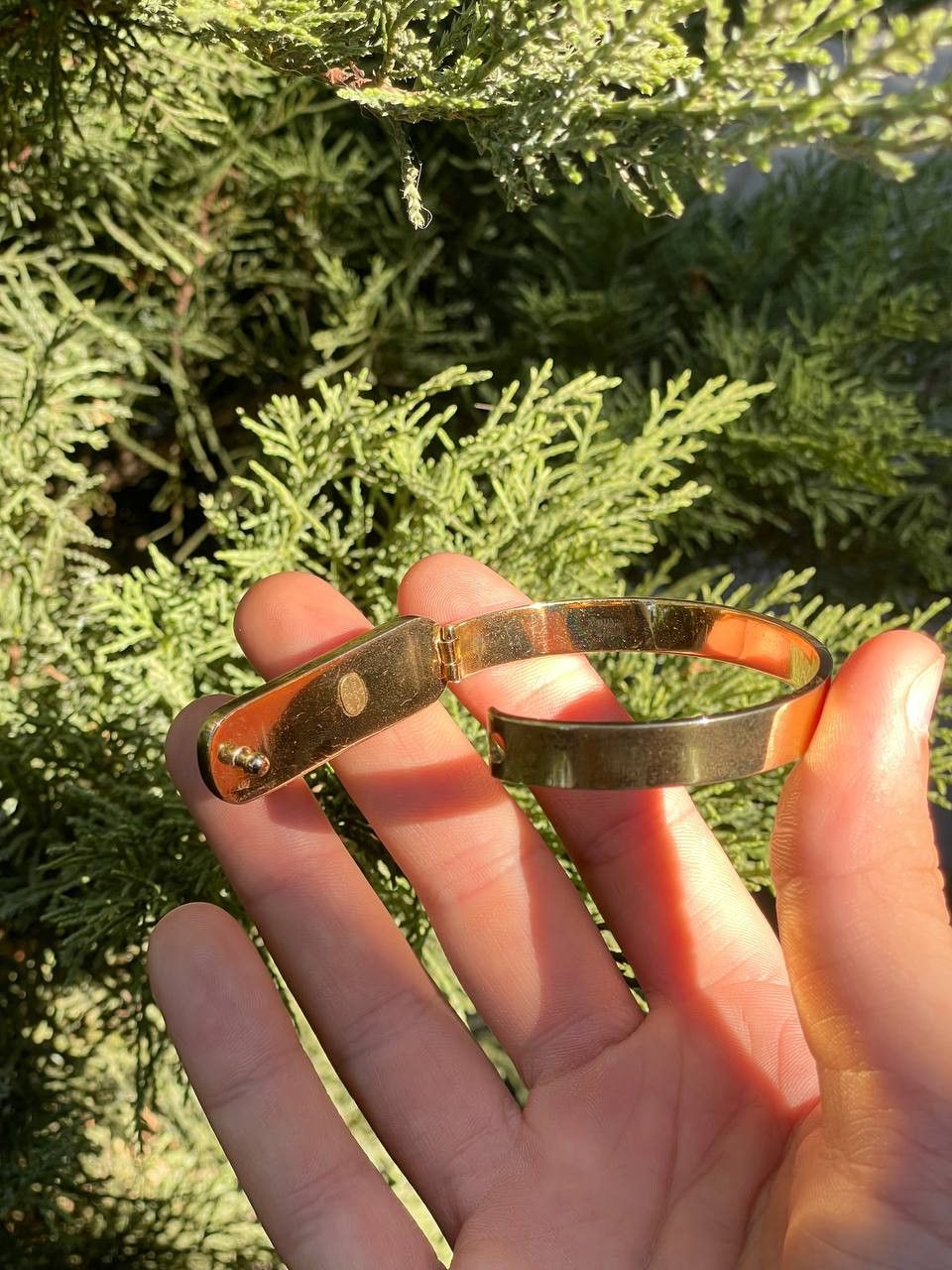 Dior Christian Dior 1966 Vintage Red Stone Gold Plated Bracelete Size ONE SIZE - 4 Thumbnail