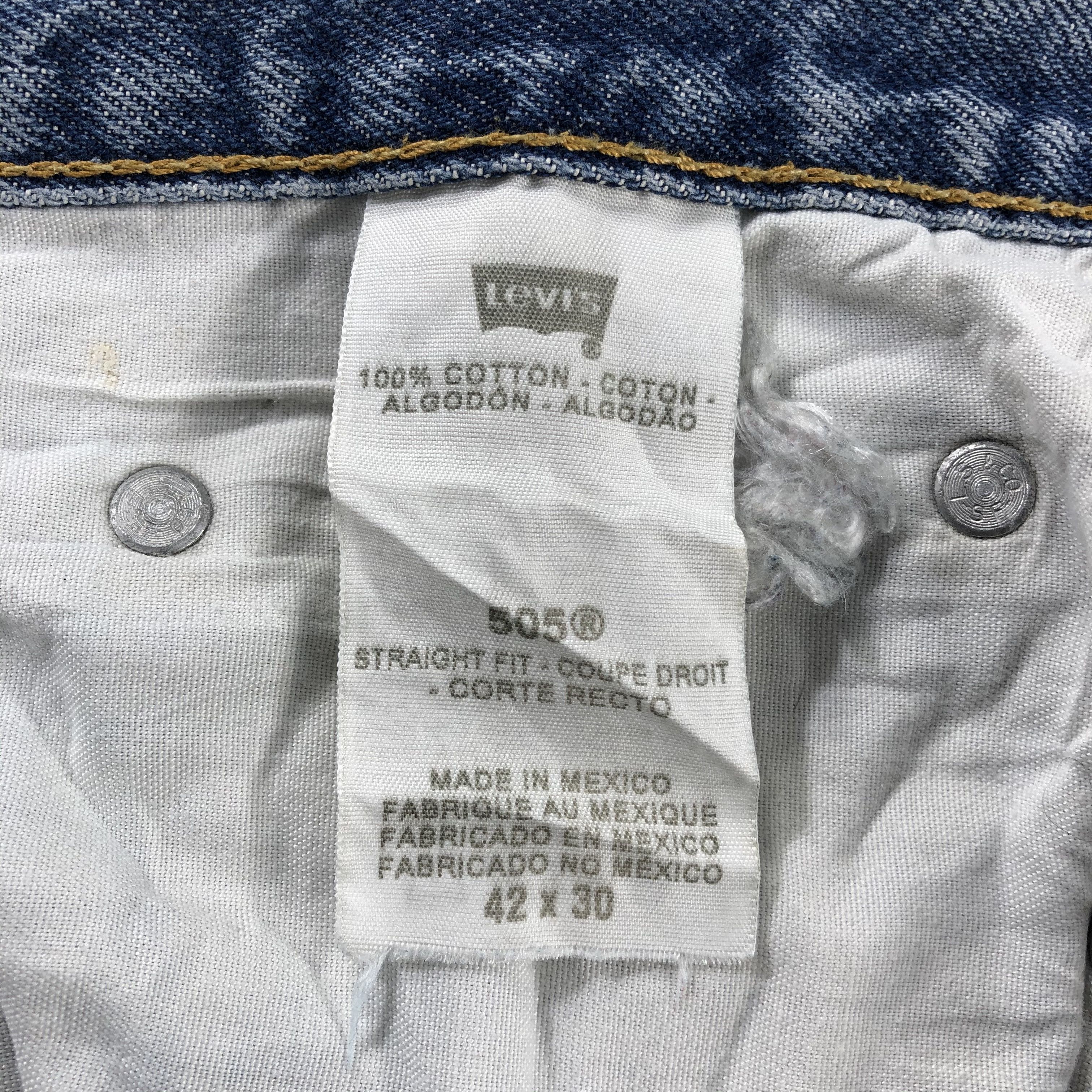 Levi's Vintage Blue Wash Levis 505 Jeans-J2619 Size US 43 - 18 Thumbnail
