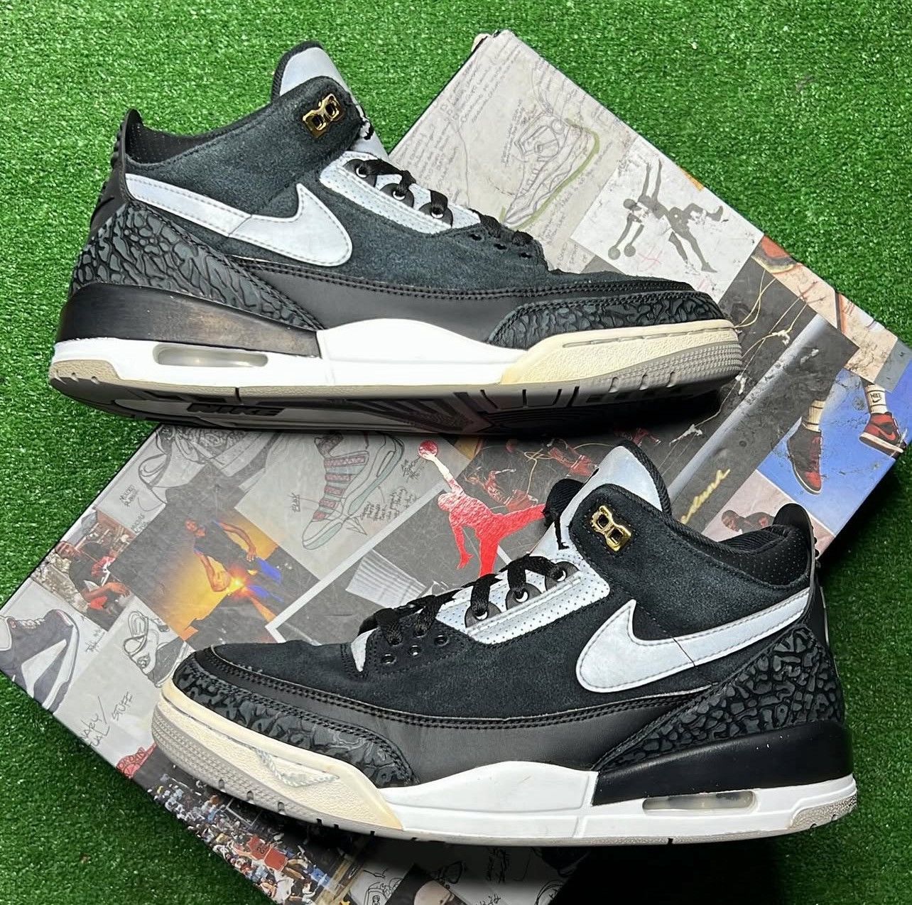 Air Jordan Retro 'Tinker Black Cement Gold'