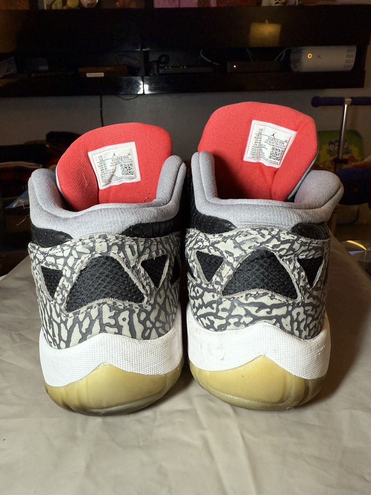 Jordan Brand × Nike Black Cement Jordan 11 Size US 12 / EU 45 - 7 Thumbnail