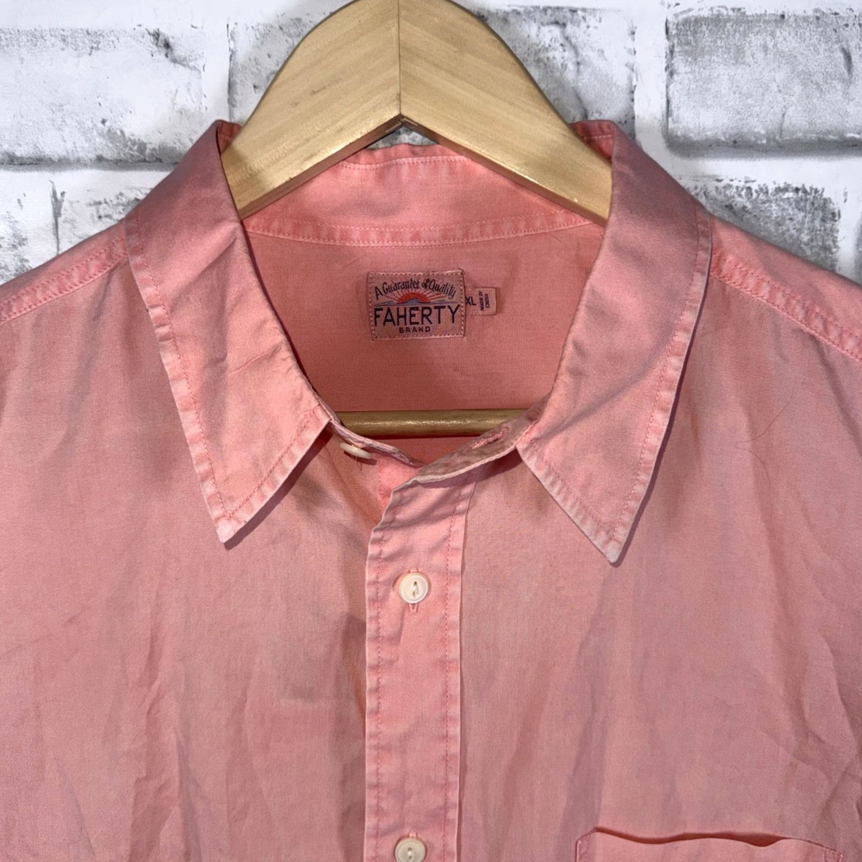 Faherty Faherty Pink Button-Up Shortsleeve Shirt Mens XL Size Regular Short Sleeve button-up Shirt Pink Mens XL Size US XL / EU 56 / 4 - 2 Thumbnail