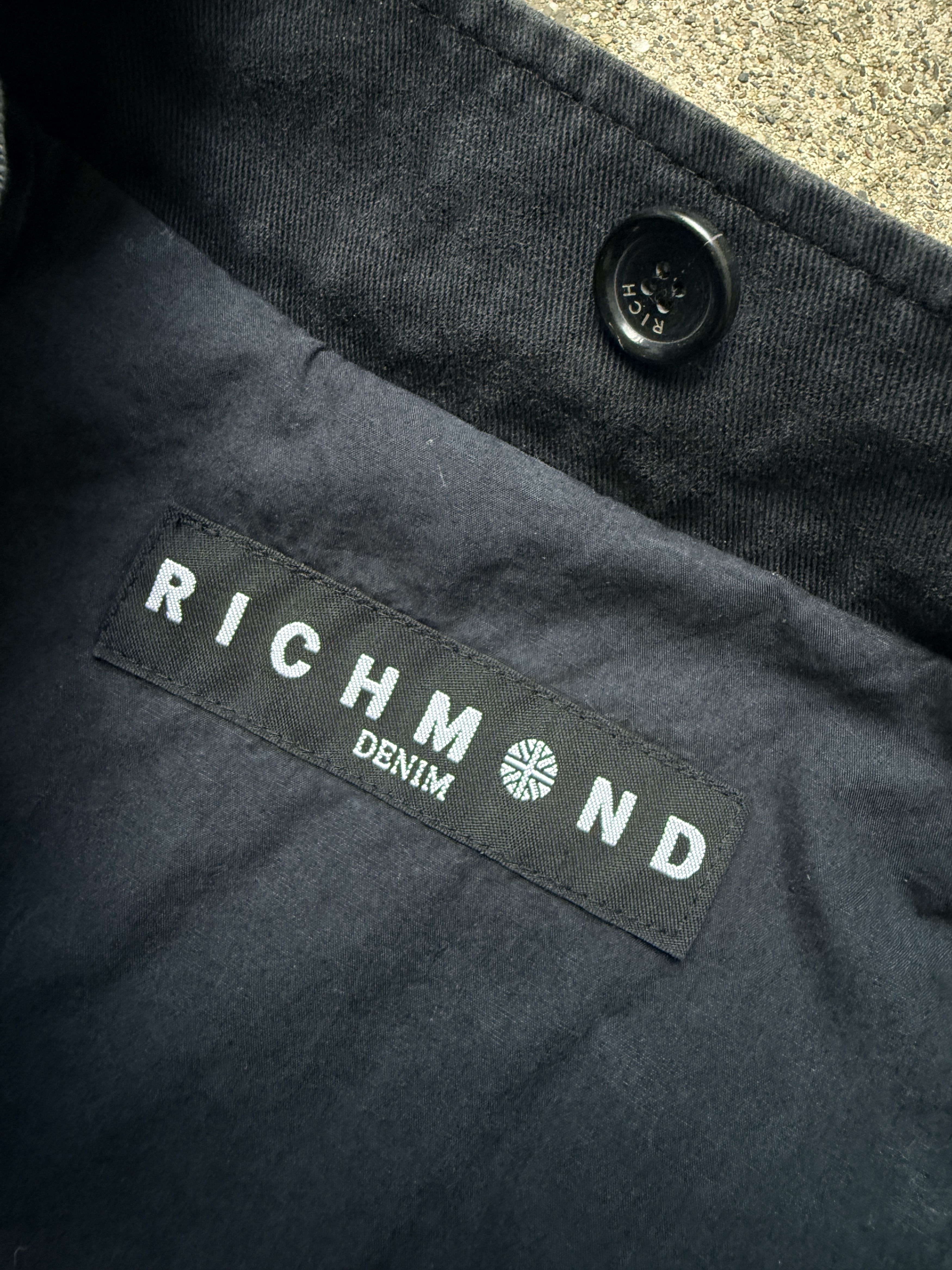 John Richmond vintage john richmond fur collar jacket y2k archival large Size US L / EU 52-54 / 3 - 8 Thumbnail