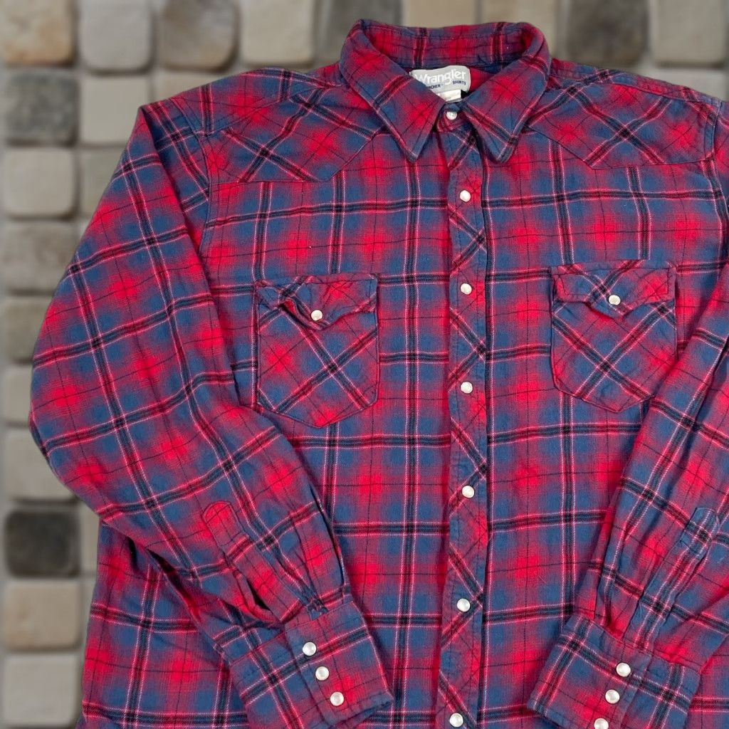 Wrangler Wrangler Shirt Mens XL Red Wrancher Pearl Snap Flannel Western Cowboy Shirt Size US XL / EU 56 / 4 - 1 Thumbnail