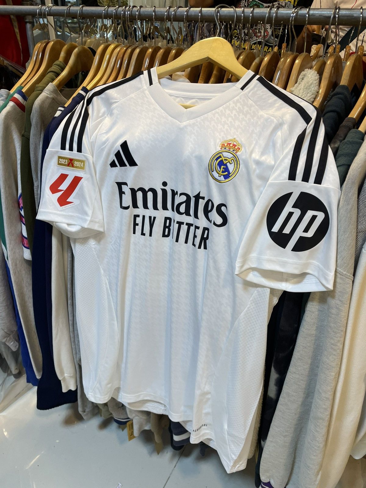Adidas × Vintage 2024-2025 Real Madrid MBAPPE9 Home Kit Size US XL / EU 56 / 4 - 2 Thumbnail