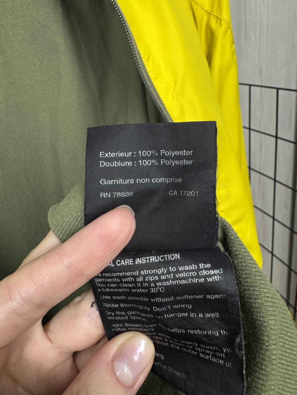 Rossignol Rossignol Summit Yellow Outdoor jacket size L Size US L / EU 52-54 / 3 - 13 Thumbnail