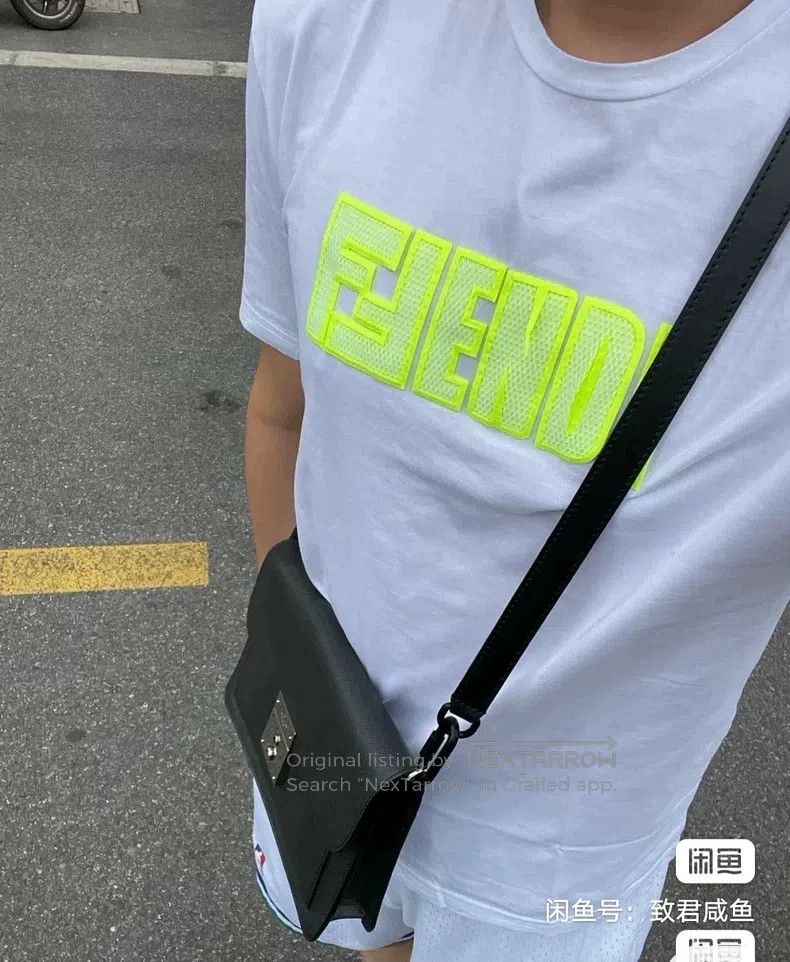 Fendi Fendi Letter Logo Short Sleeve Size US L / EU 52-54 / 3 - 1 Thumbnail