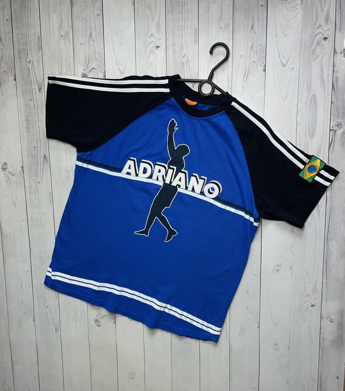 Vintage Vintage Brazil Adriano soccer tee blue Brasil size XL rare Size US XL / EU 56 / 4 - 1 Thumbnail