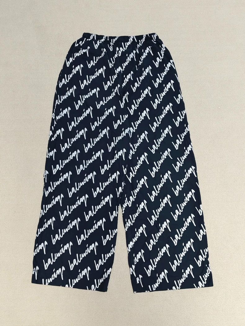 Balenciaga Balenciaga Casual trousers with graffiti logo Size US 30 / EU 46 - 1 Thumbnail