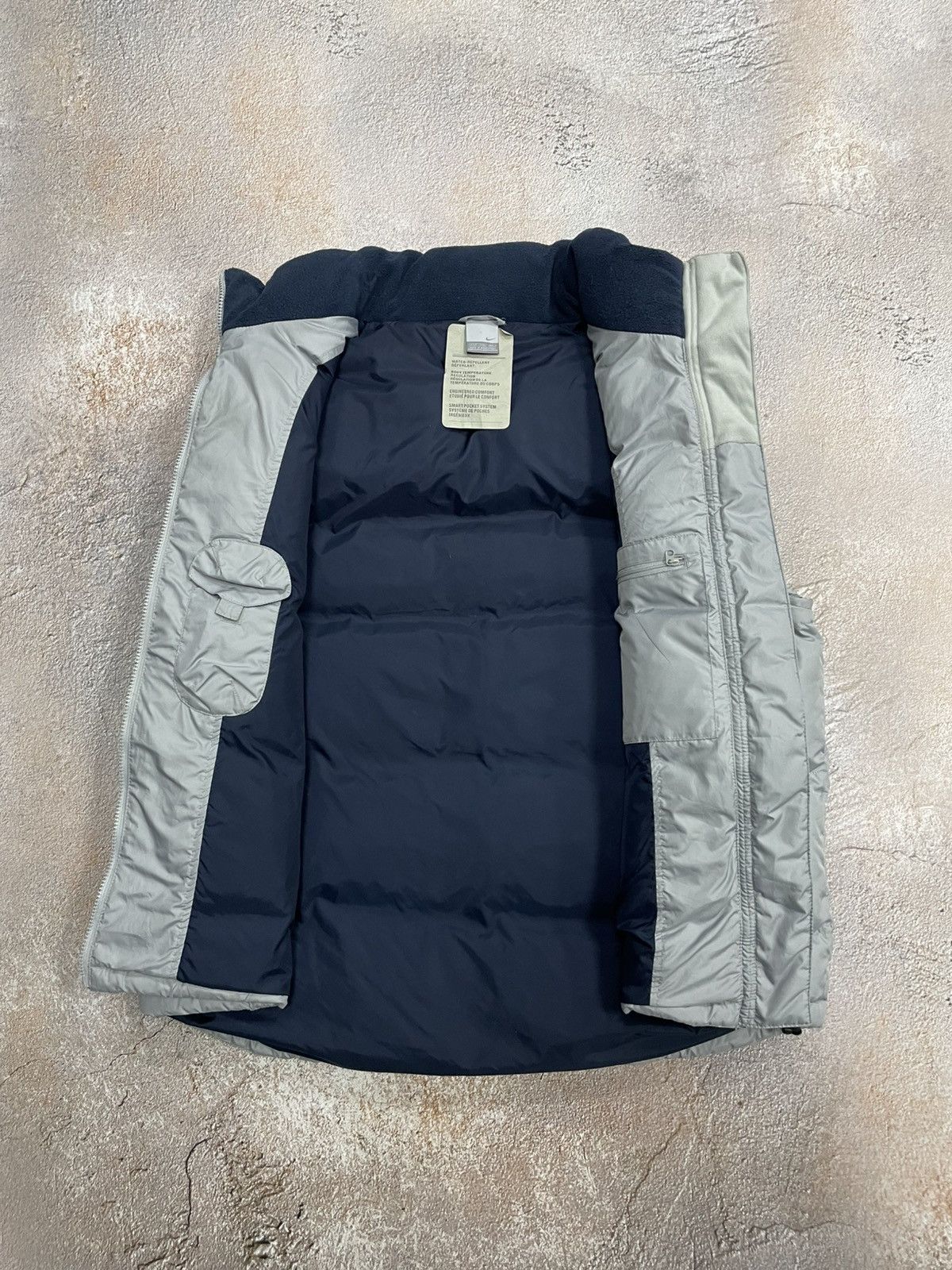 Nike Vintage Nike Small Swoosh Puffer Vest Size US XXL / EU 58 / 5 - 5 Thumbnail