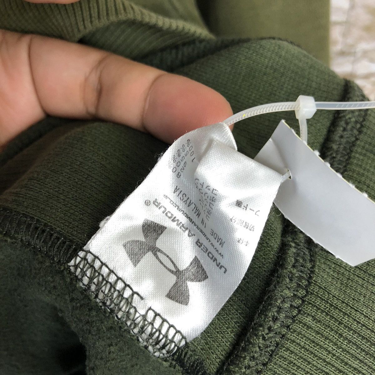Under Armour × Vintage Under Armour Green Hoodie #A291 Size US L / EU 52-54 / 3 - 12 Thumbnail